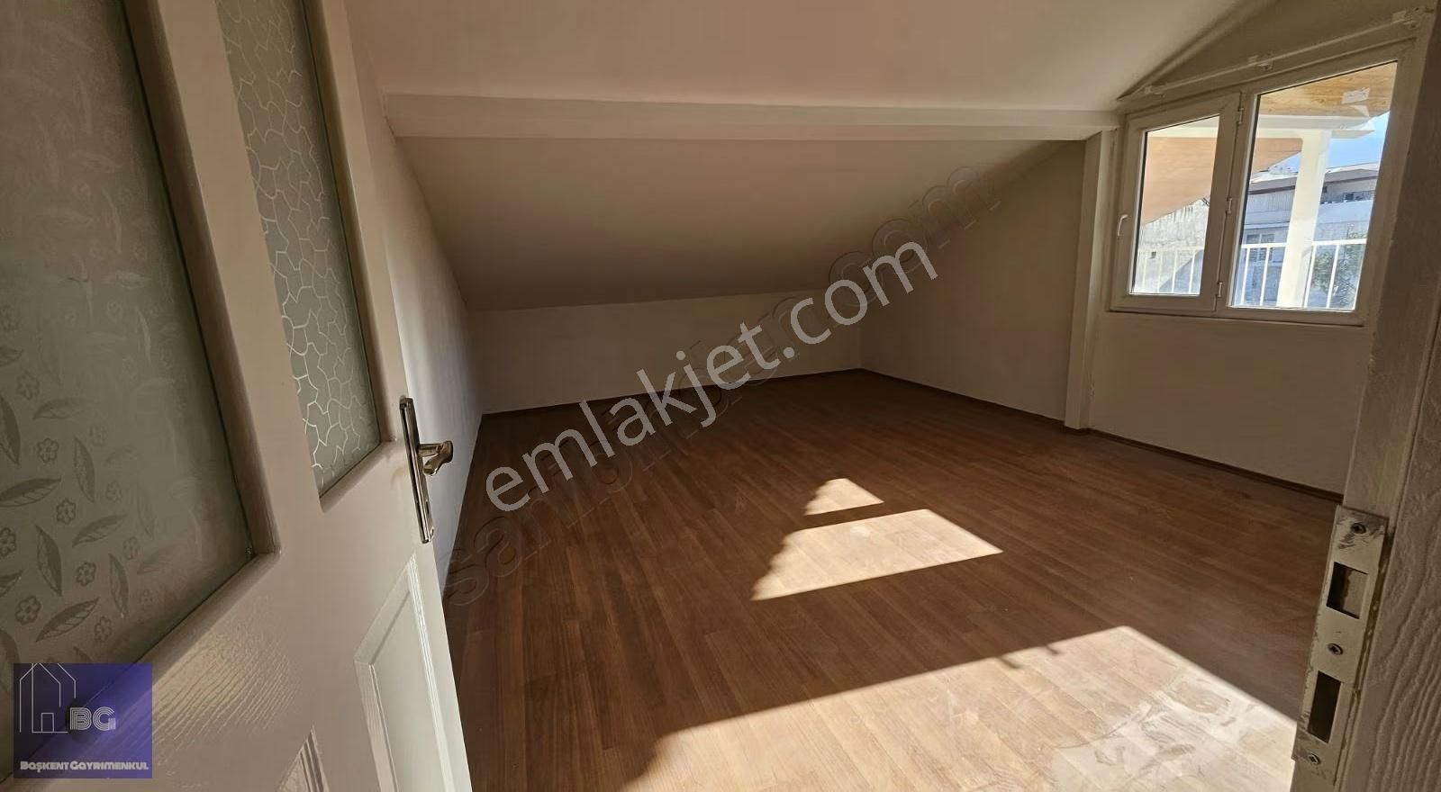 Bir Evim Olsun Diyorsanız ! Karaman Mah. 2+1 130 M2 Daire! - Görsel 3