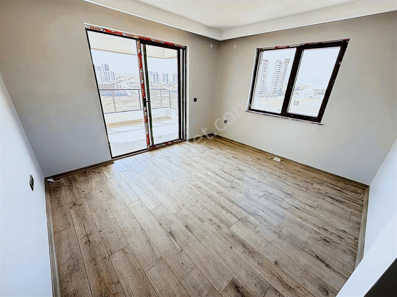 Törekent Mevlana Mah 4+1 - Görsel 2