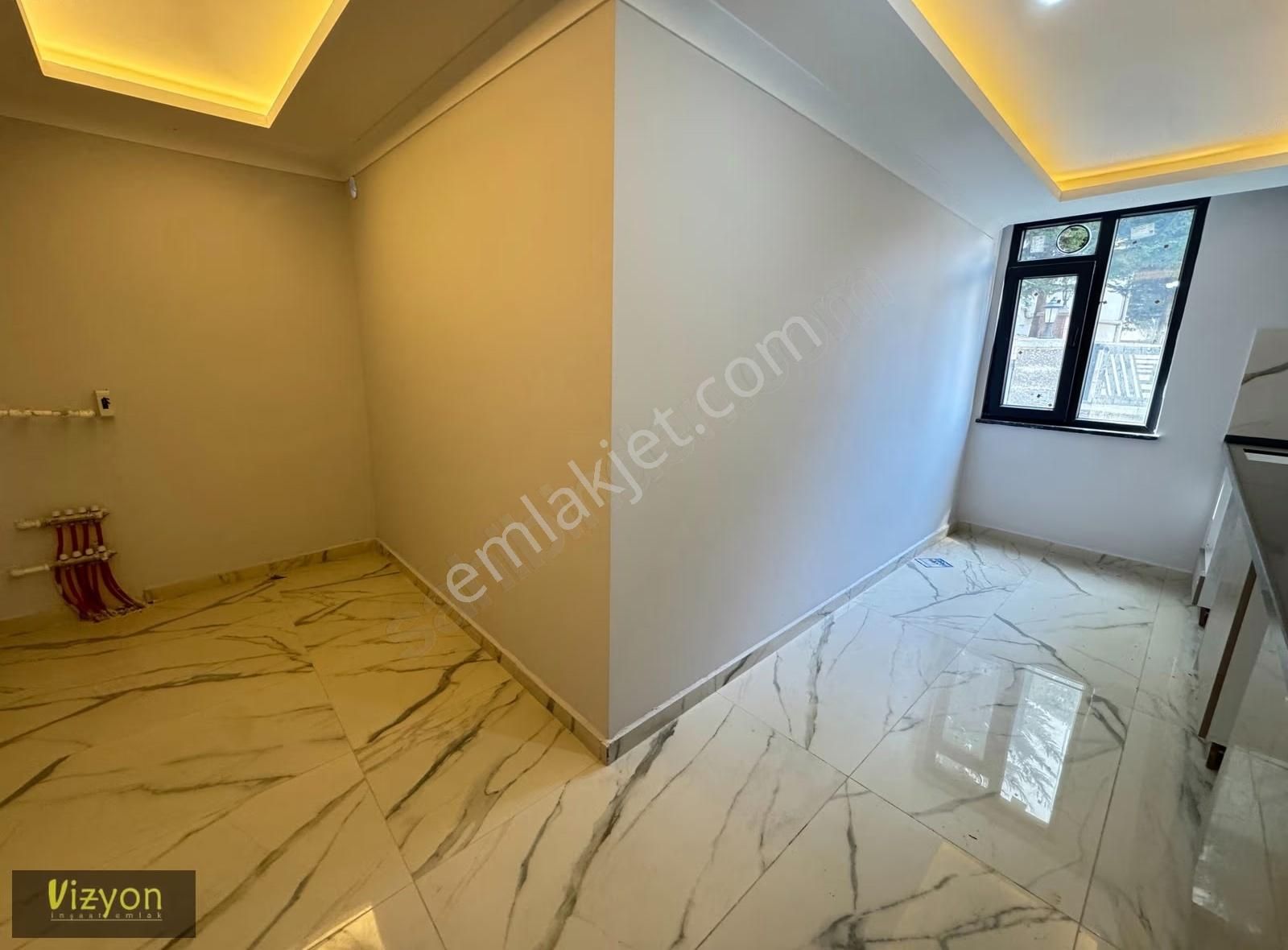 Lüks Ve Konforun Bir Arada Bulunduğu Daire Satışta - Görsel 13