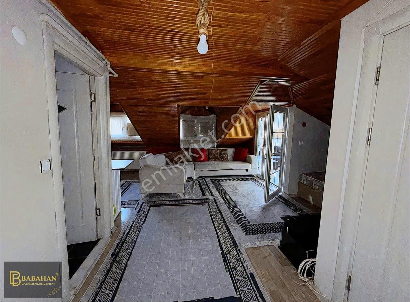 Mustafa Kemal Paşa Mahallesi'nde Kiralık 1+1 Ara Kat