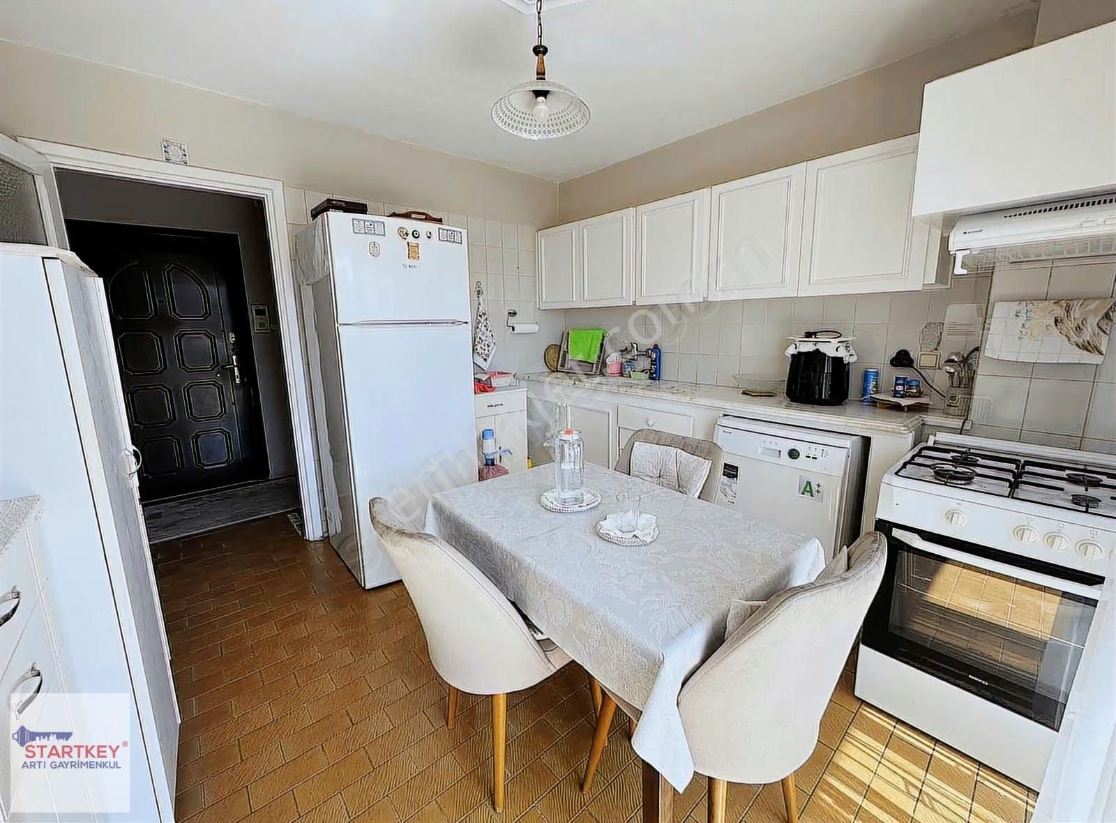 Bayraklı Manavkuyu Da Tarımcı Sitesinde Geniş 3+1 Satılık Daire - Görsel 9