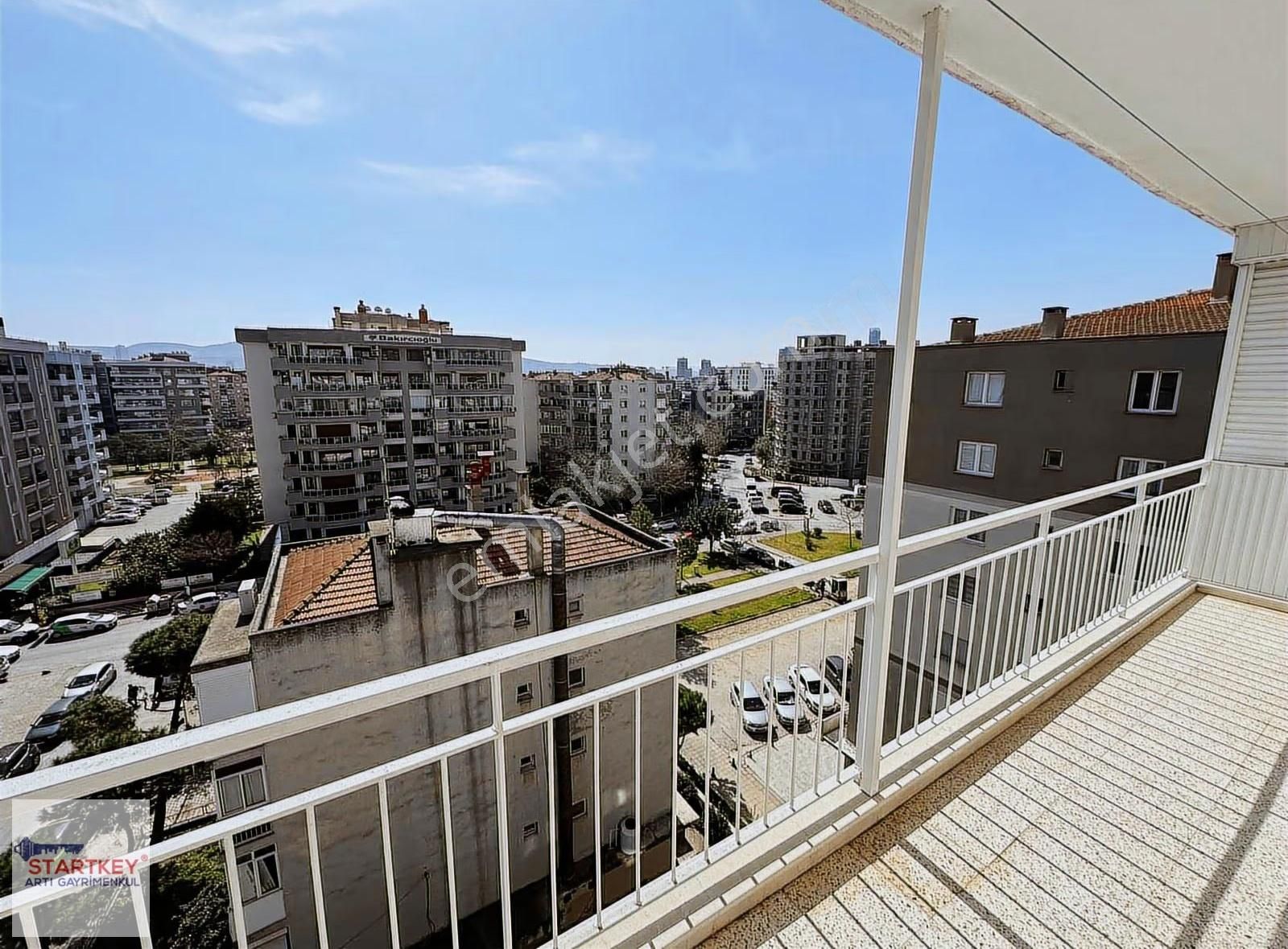 Bayraklı Manavkuyu Da Tarımcı Sitesinde Geniş 3+1 Satılık Daire - Görsel 31