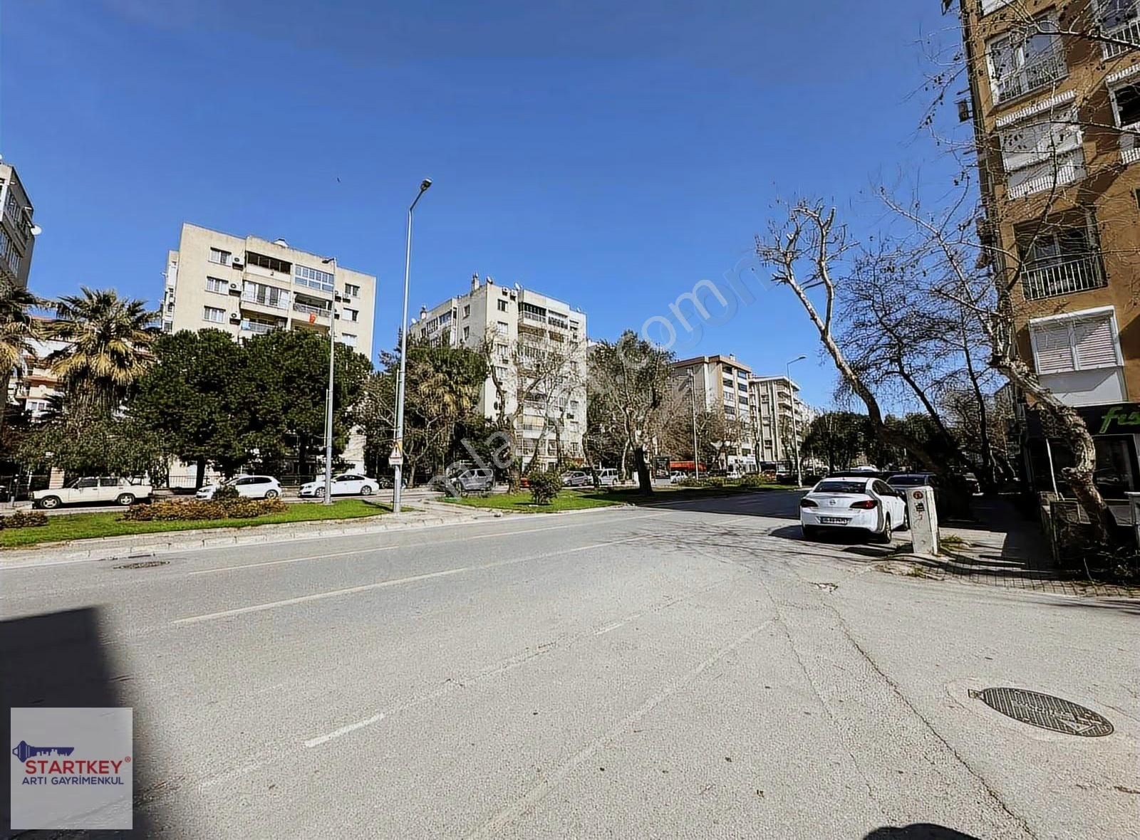 Bayraklı Manavkuyu Da Tarımcı Sitesinde Geniş 3+1 Satılık Daire - Görsel 16