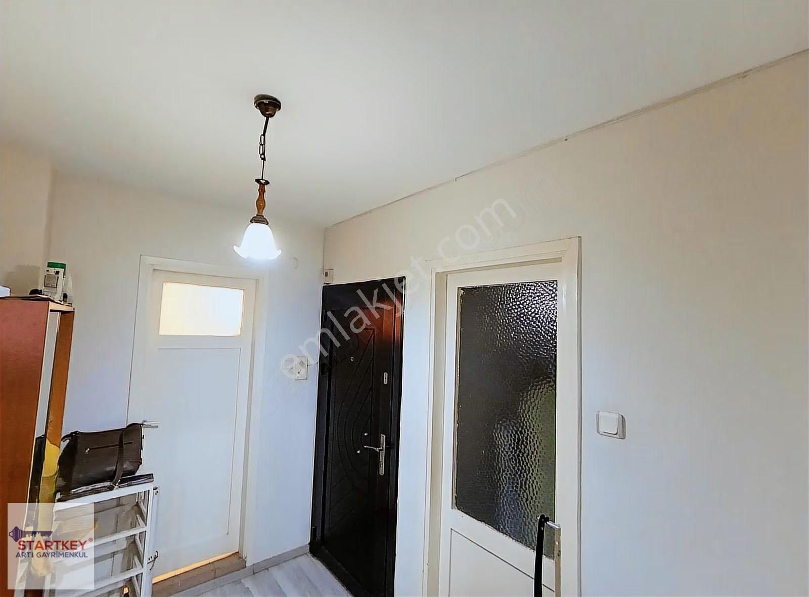 Bahçelievler Zübeyde Hanım Caddesi Üzerinde 3+1 Satılık Daire - Görsel 3