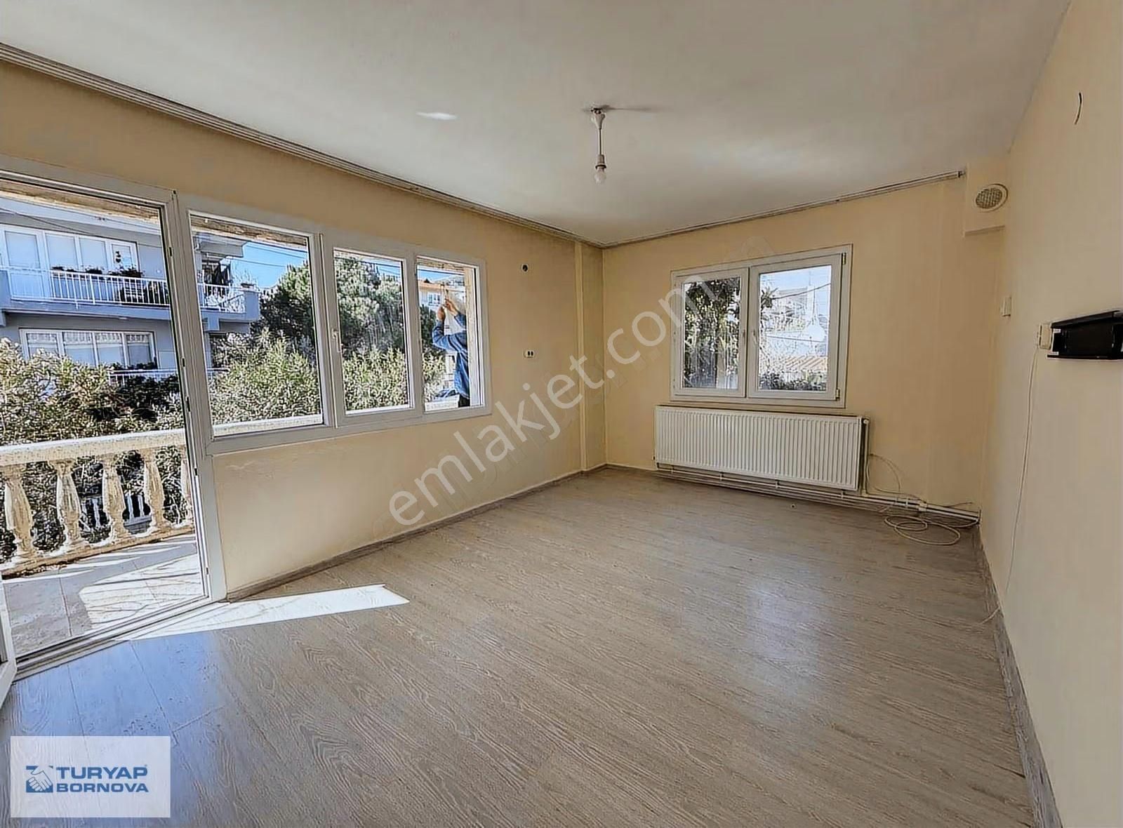 Turyap'tan Bornova Atatürk Mahallesi'nde 3+1 Kiralık Daire - Görsel 16