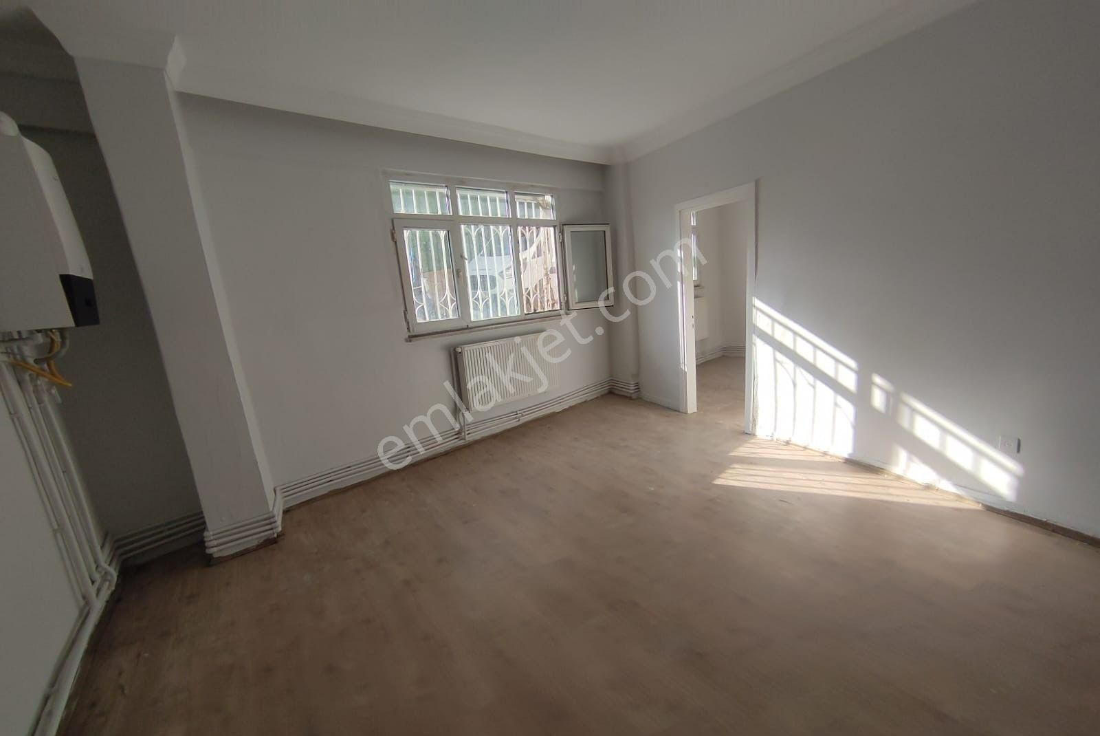 Turyap Enes Akay'dan Karagümrük Mah Kiralık 2+1 Giriş Daire - Görsel 8