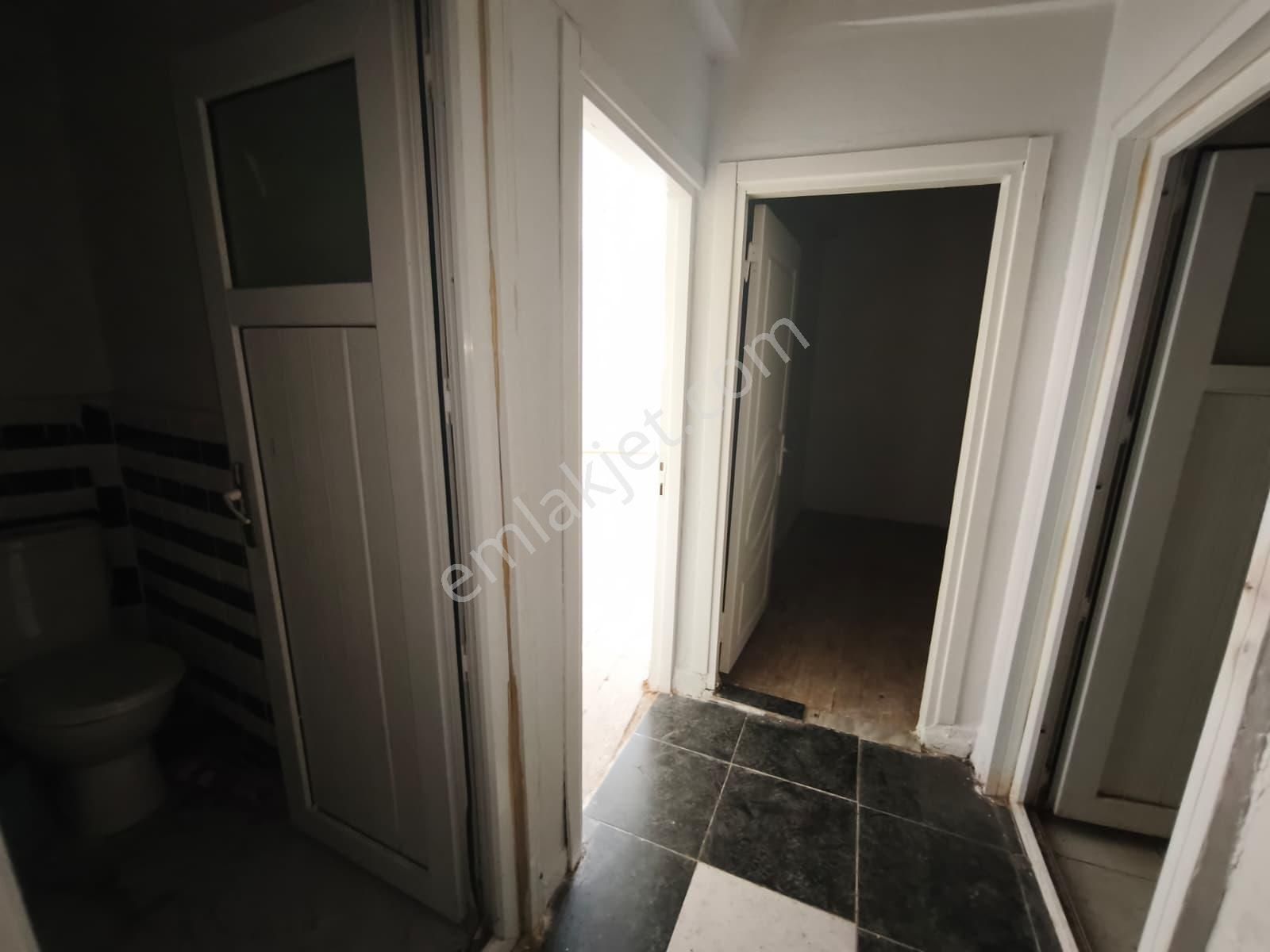 Turyap Enes Akay'dan Karagümrük Mah Kiralık 2+1 Giriş Daire - Görsel 12