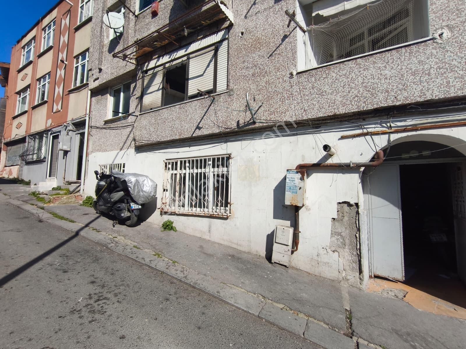Turyap Enes Akay'dan Karagümrük Mah Kiralık 2+1 Giriş Daire - Görsel 4