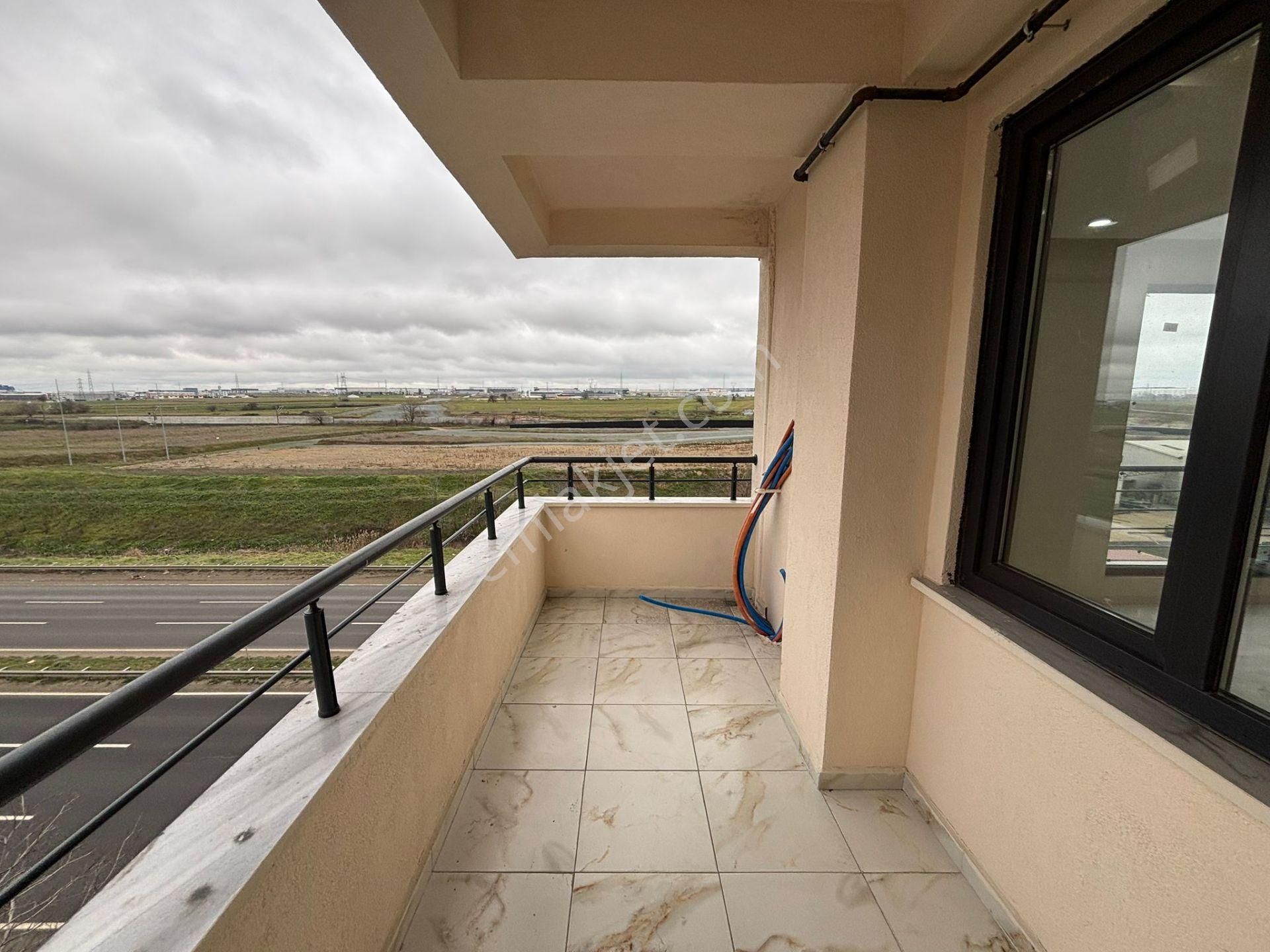 **eryıldız İnşaat'an Şook Fiyat!**katmülkiyetli Ful+ful Lüks 3+1 Ön Cephe - Görsel 6