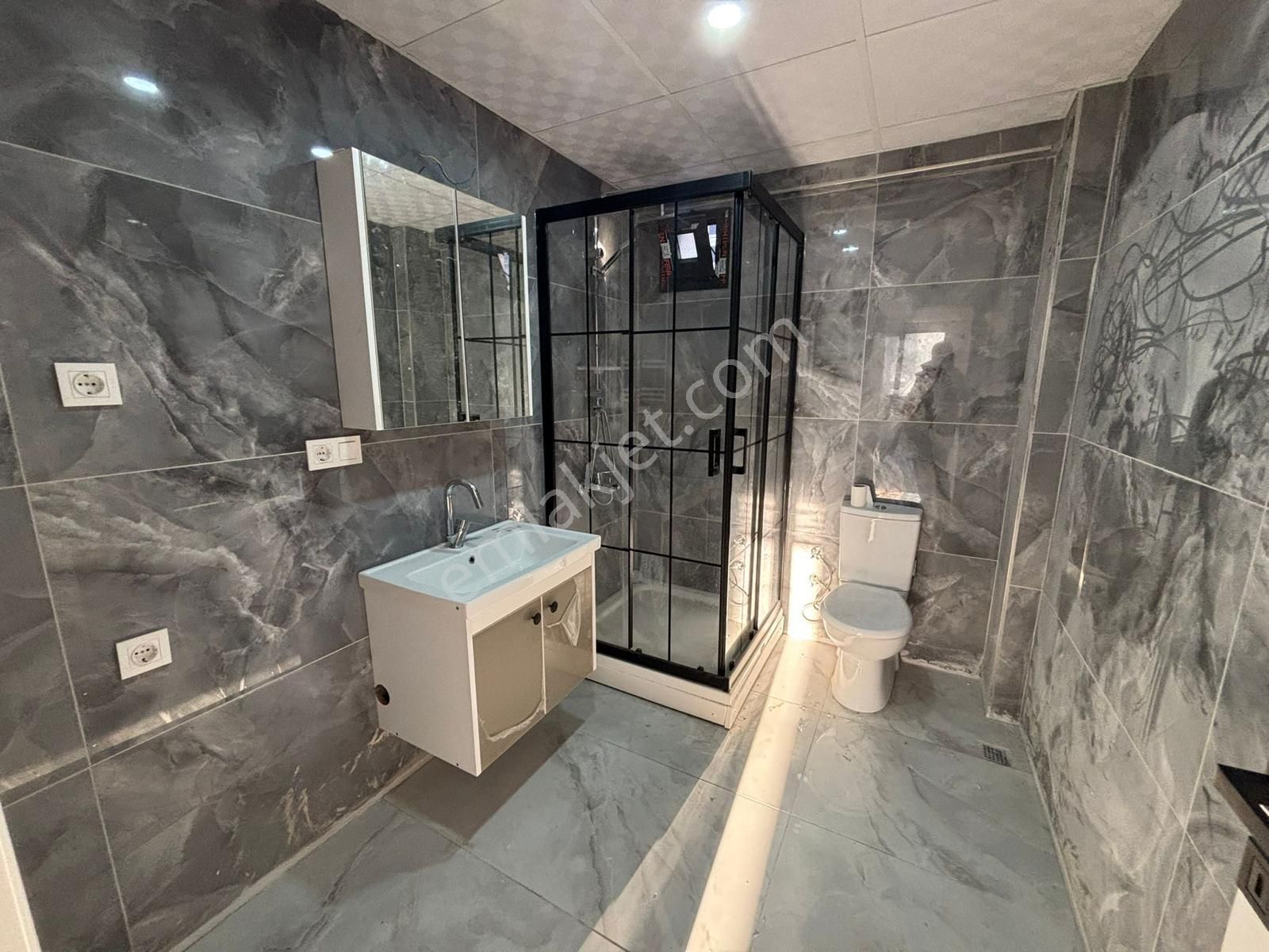 **eryıldız İnşaat'an**şehir Merkezinde**iskanlı 135m2 Lüks 3+1** - Görsel 31