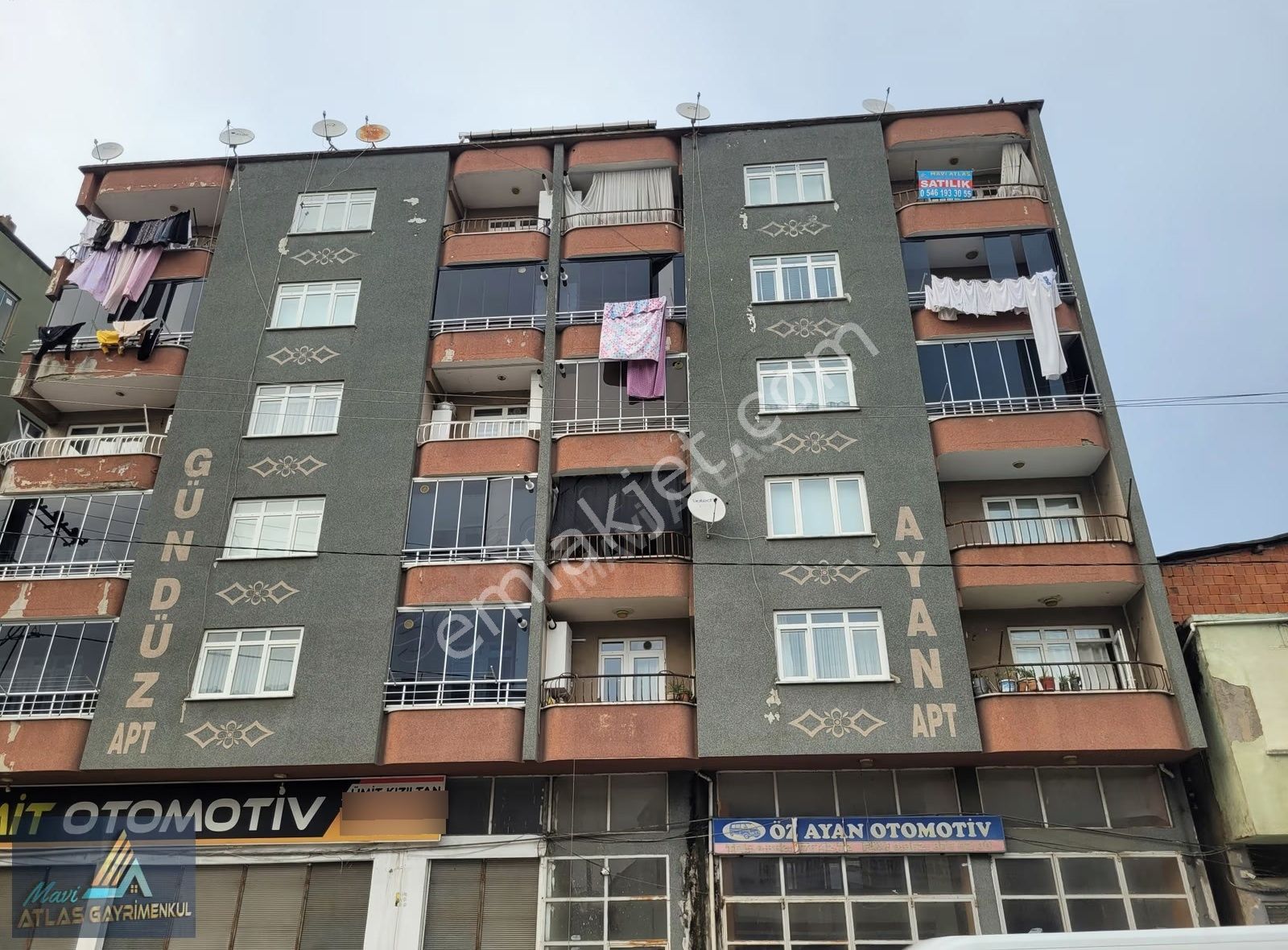 Mavi Atlastan Terme De Merkezi Konumda Satılık 3+1 Daire