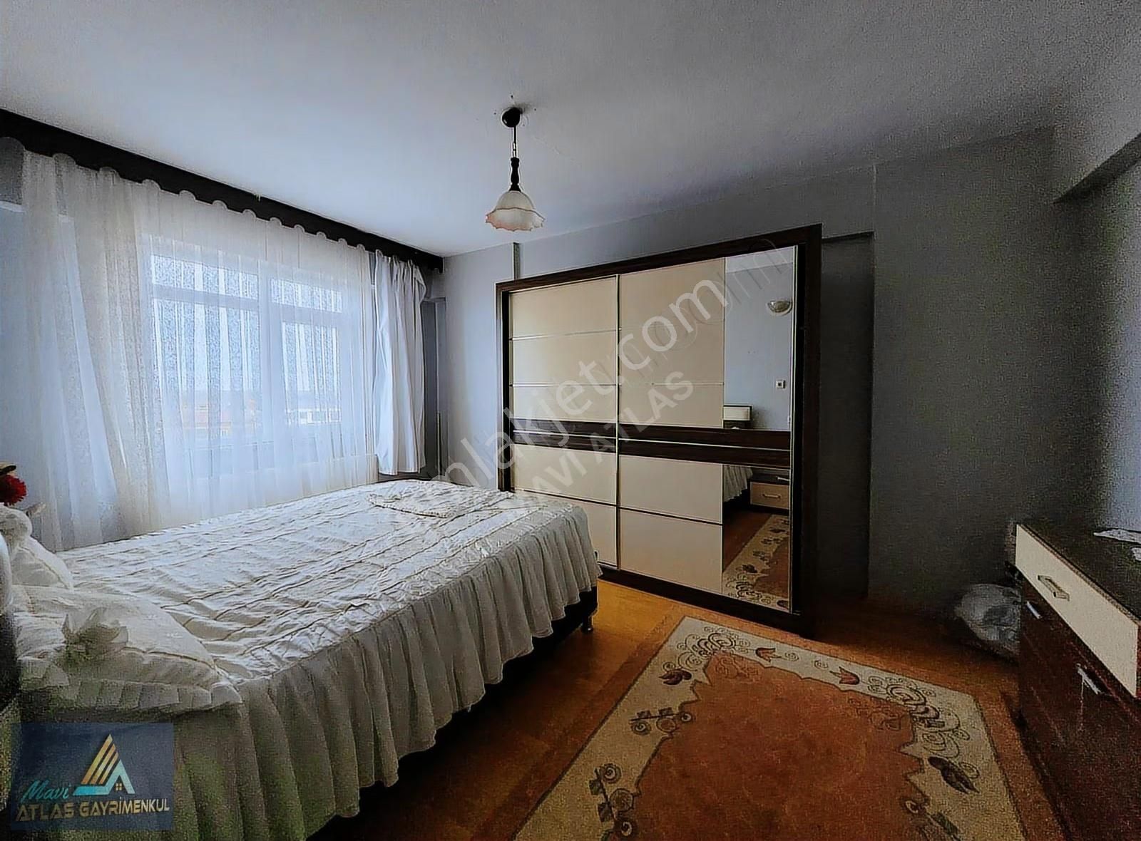 Mavi Atlastan Terme De Merkezi Konumda Satılık 3+1 Daire - Görsel 7