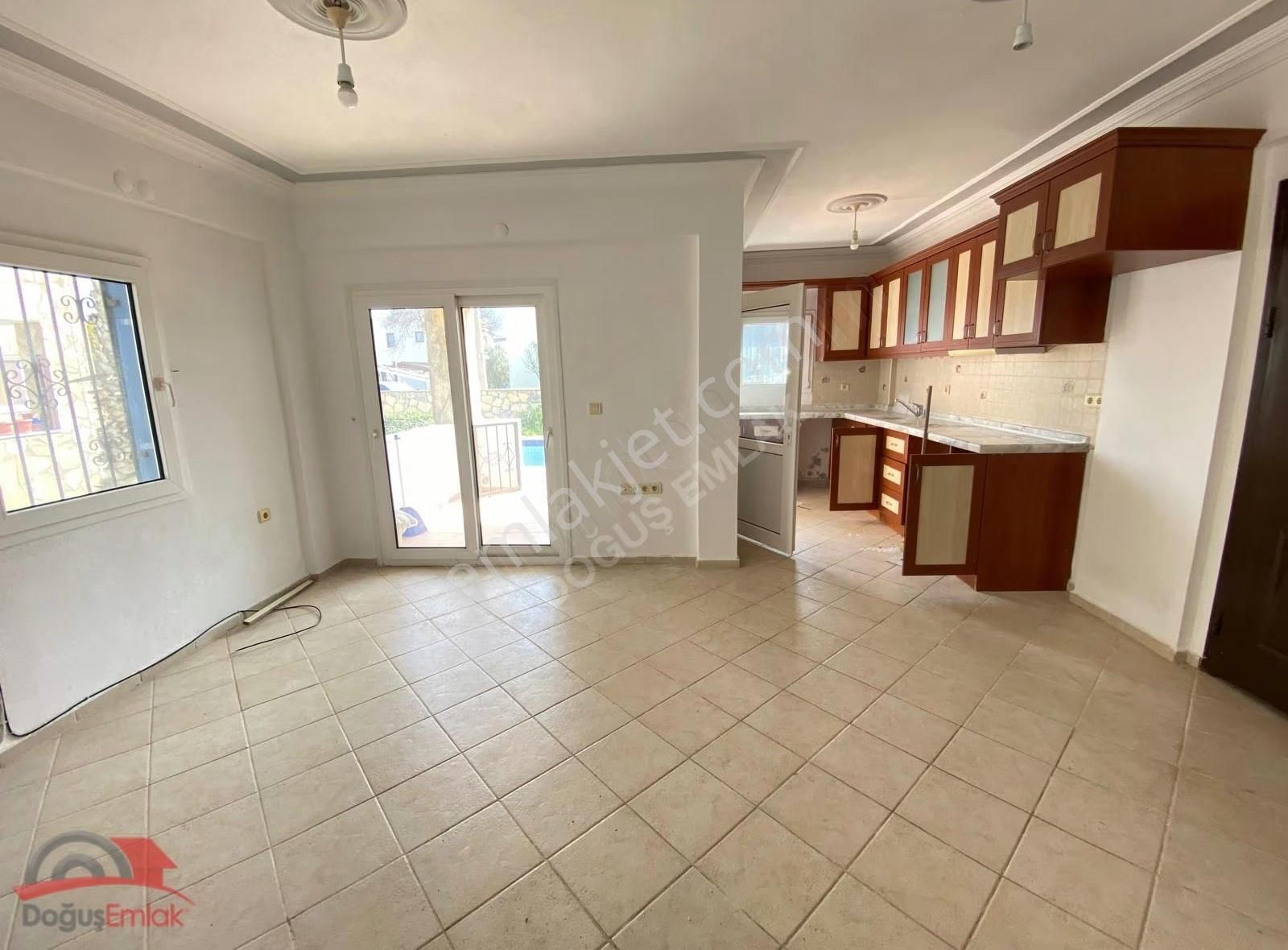 Doğuş Emlak'tan Kiralık Bahçelievlerde Bahçe Katı 2+1 Daire - Görsel 12