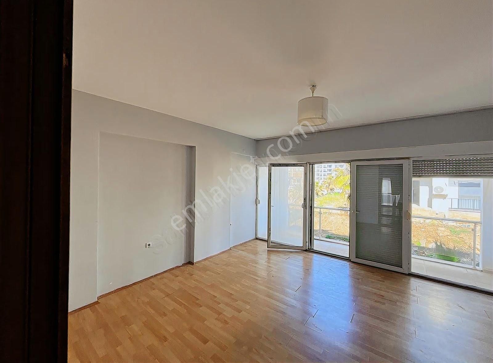 Altıntaşta Bölgenin En Geniş 2+1 Dubleksi! 4 Balkonlu & Ferah - Görsel 3