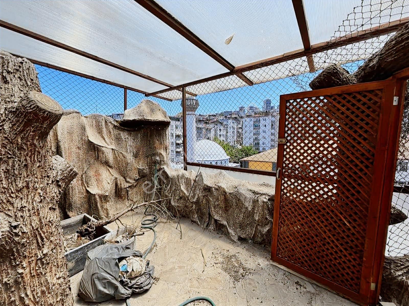 Canik'te Denize 200 Metre Mesafede Full Deniz Manzaralı Tripleks - Görsel 3