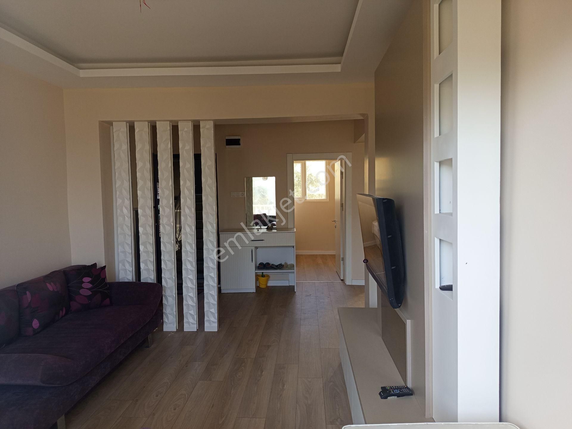 Bilge Emlak'tan Şarköy Mürefte'de Denize Sıfır Yalı Daire - Görsel 4