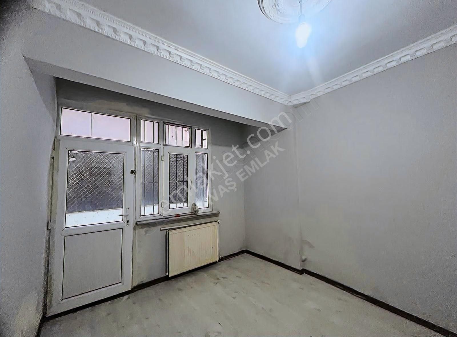 Savaş Emlak'tan Satılık 2+1 Bahçe Kat Daire - Görsel 10