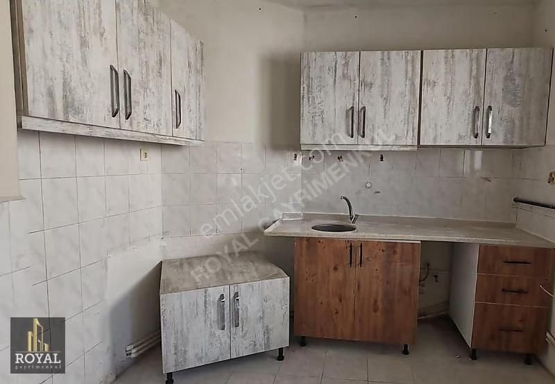 Ümraniyede Müstakil - Yüksek Girişli - Geniş 2+1 - Görsel 10