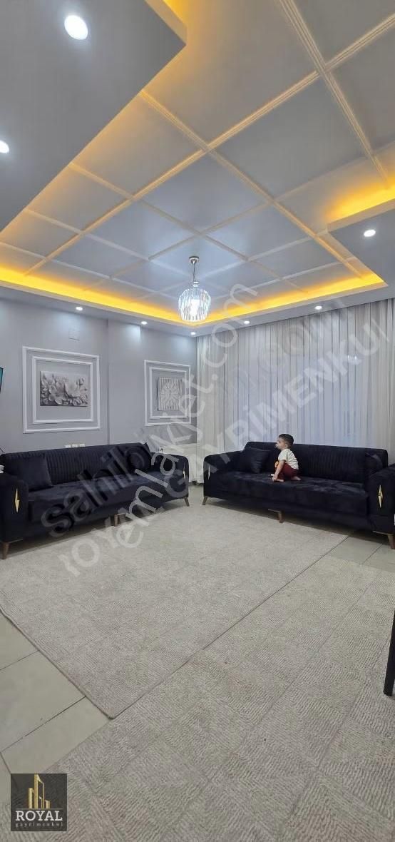 Kredi Limiti Acık Kavaklı Mh.ara Kat 110 M2 2+1 Özel Dekorlu