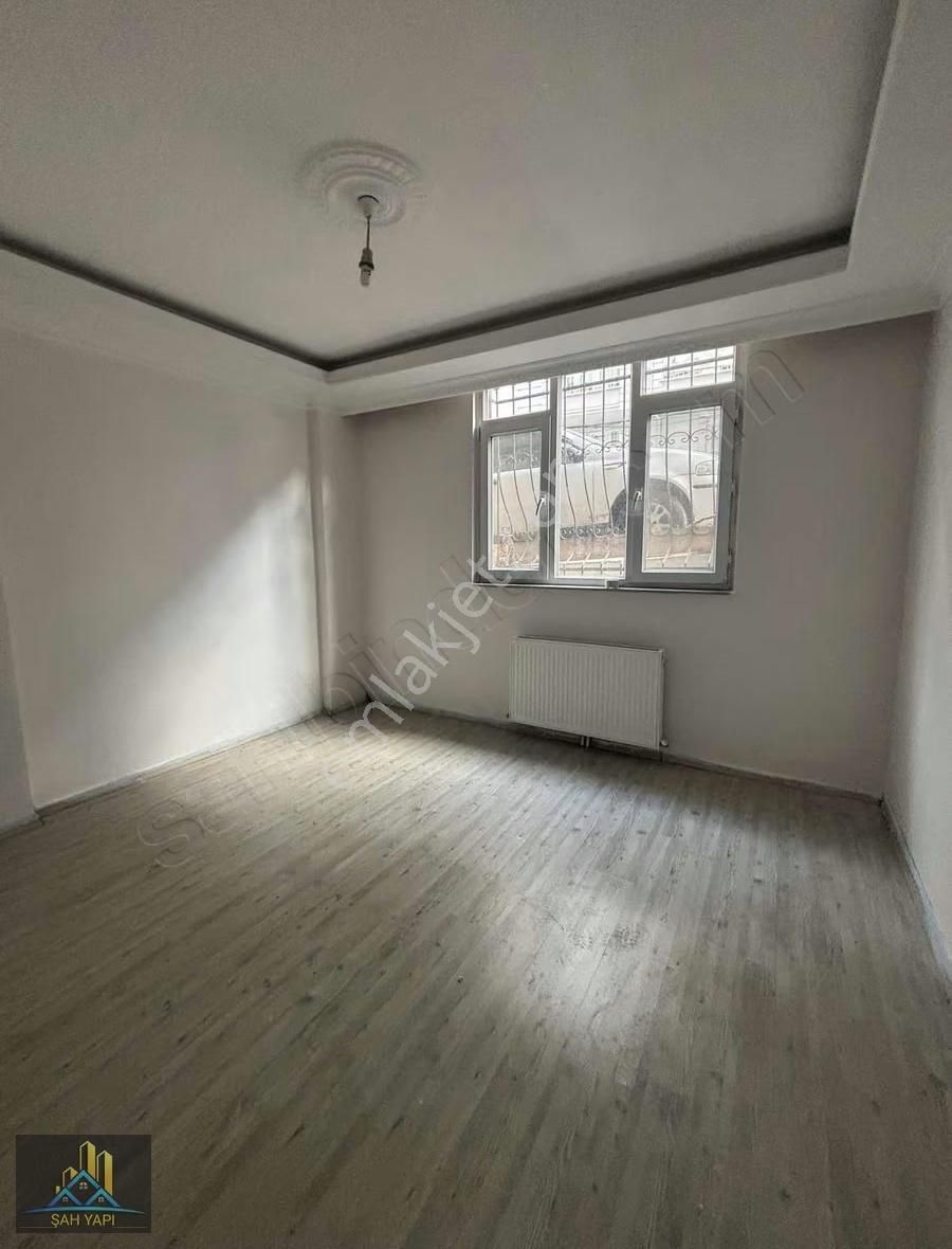 Geniş Bahçeli Güzel Kullanışlı Kiralık Daire - Görsel 7