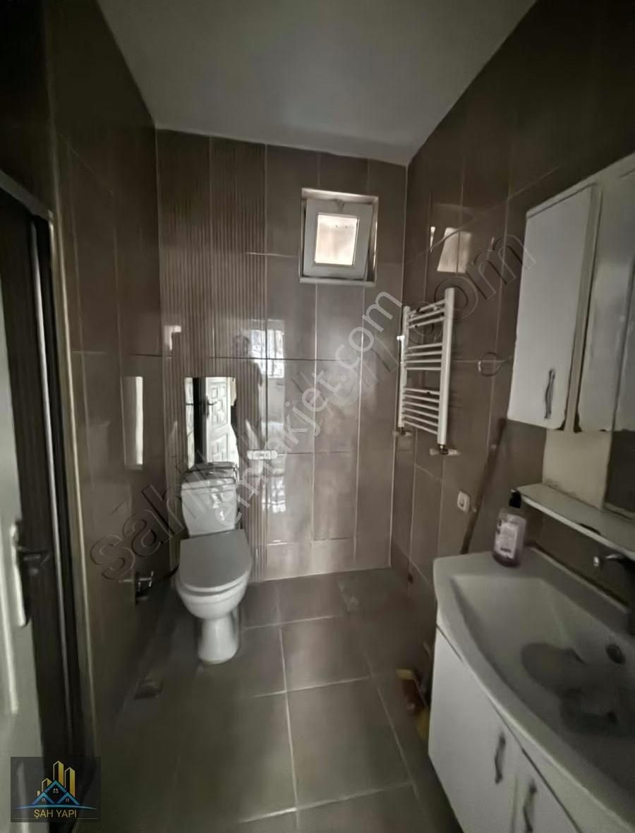 Geniş Bahçeli Güzel Kullanışlı Kiralık Daire - Görsel 3