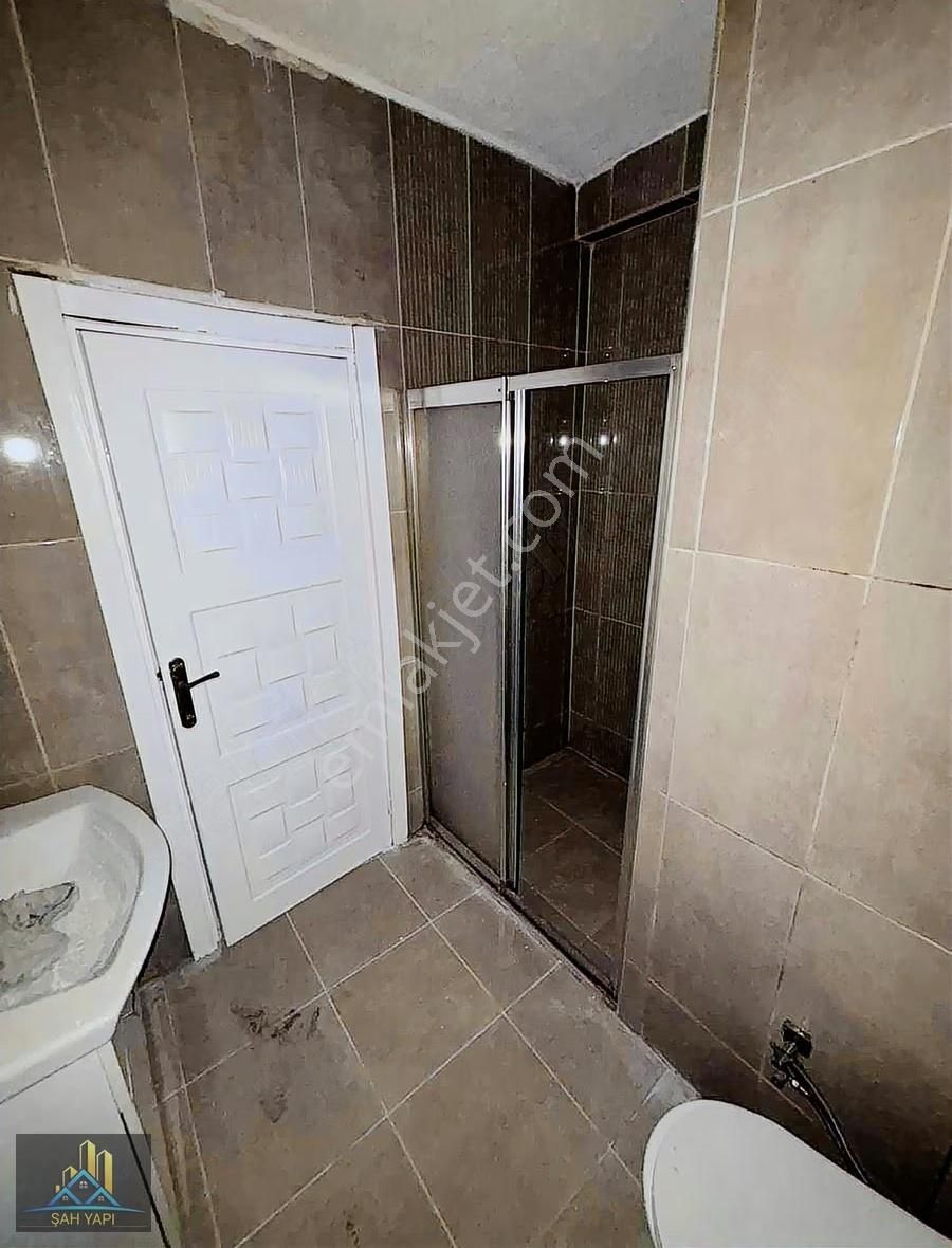 Geniş Bahçeli Güzel Kullanışlı Kiralık Daire - Görsel 9