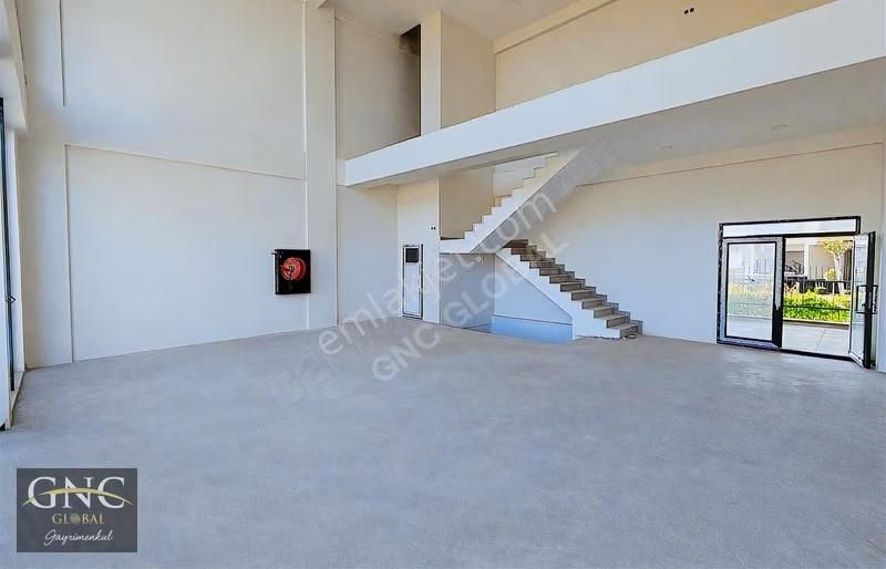 Altıntaş Antoryum Rezidans'ta 3 Katlı İskanlı Satılık Dükkan - Görsel 6