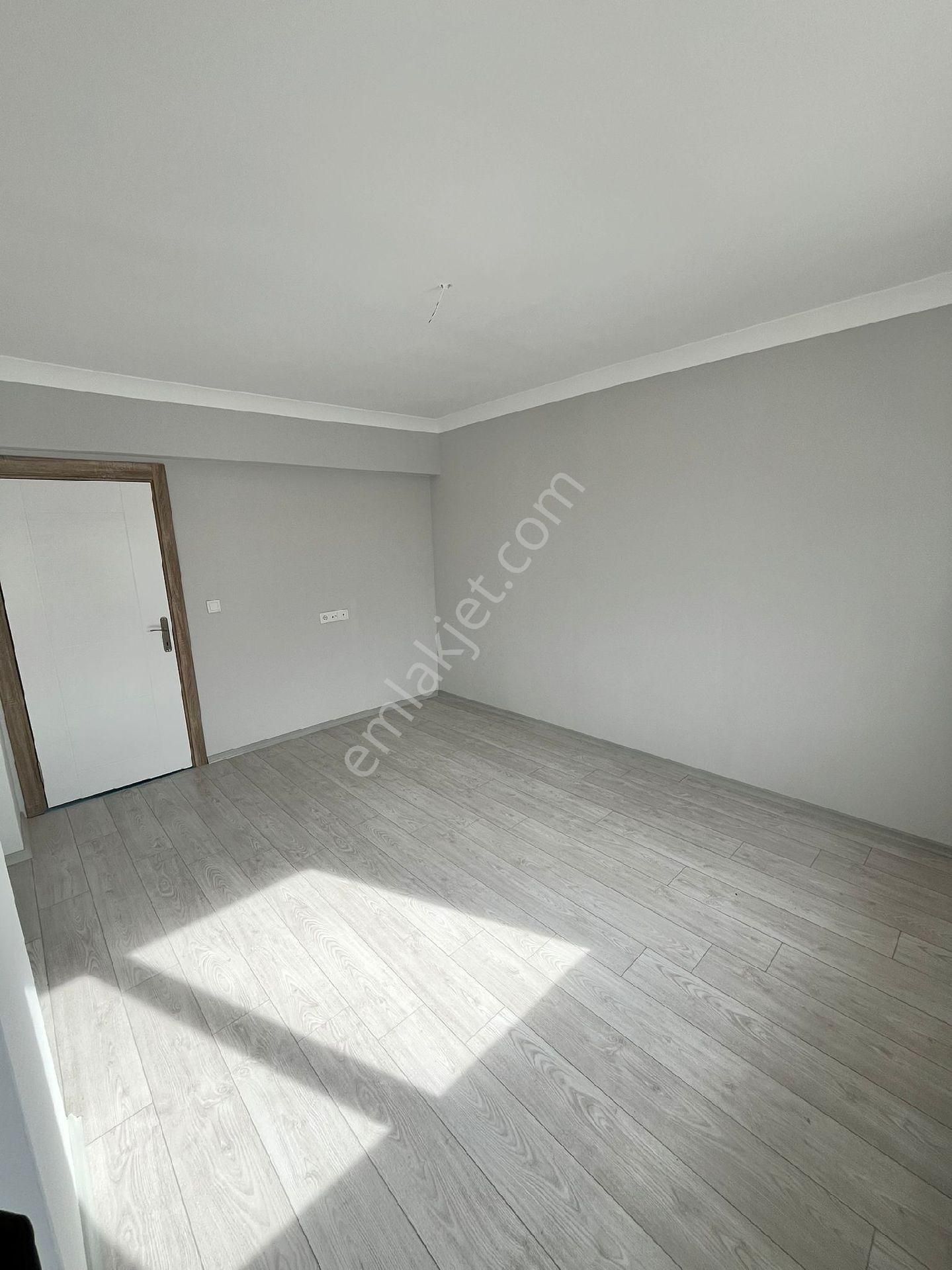 Yenikent`de Asansörlü Sıfır Yapılı Sahibinden Satılık - Görsel 8