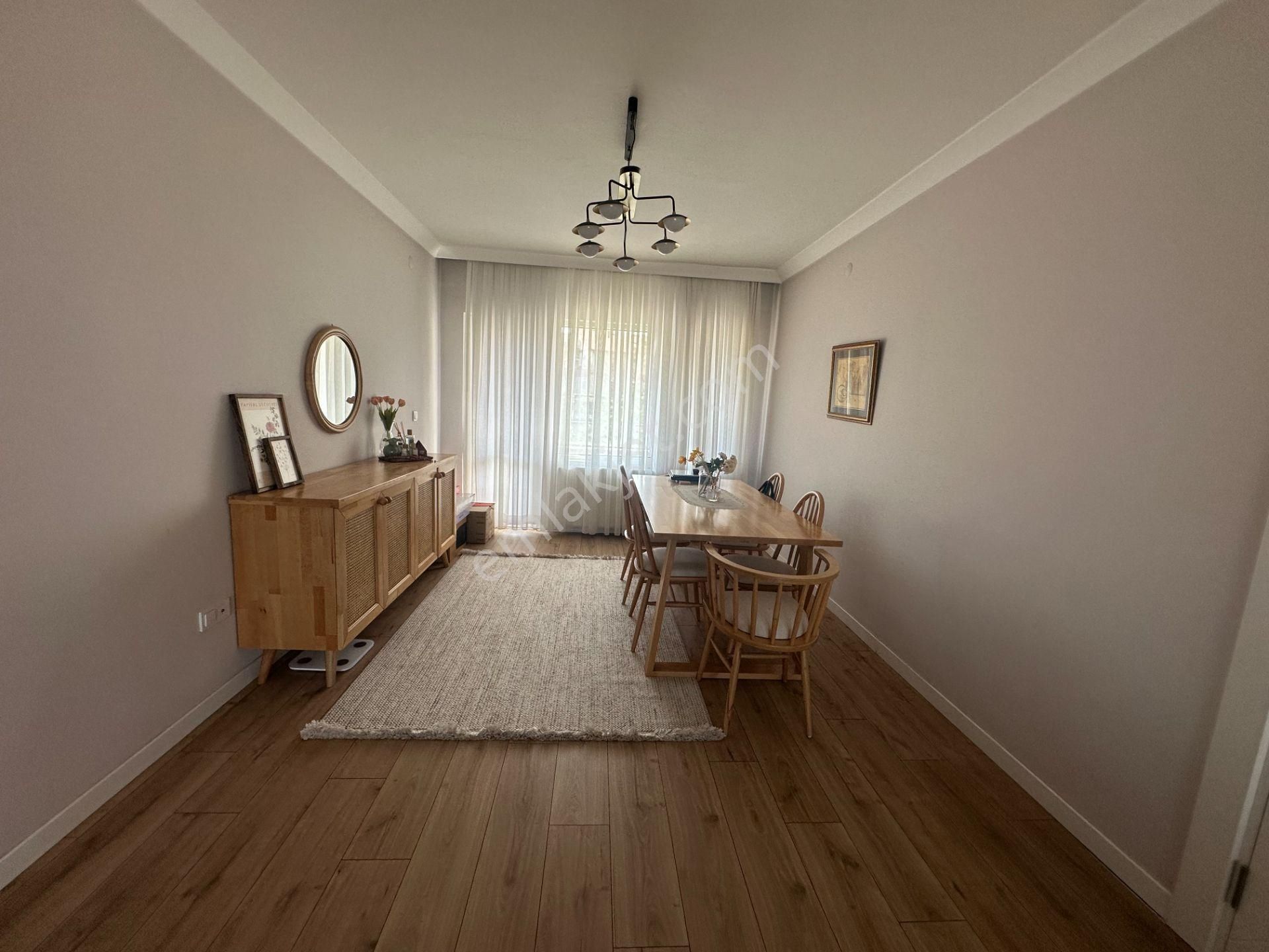 Y.kemal Cad.üzerinde, Yenilenmiş, Eşyasız,boş,110 M² Kiralık 2+1 - Görsel 7