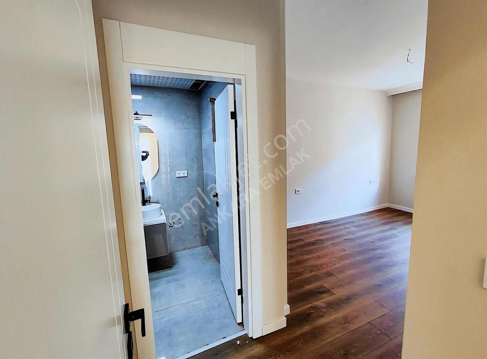 Bağlar Cd.üzerinde 2.kat 3+1 Ebeveyn Banyolu Full Yapılı Satılık - Görsel 14