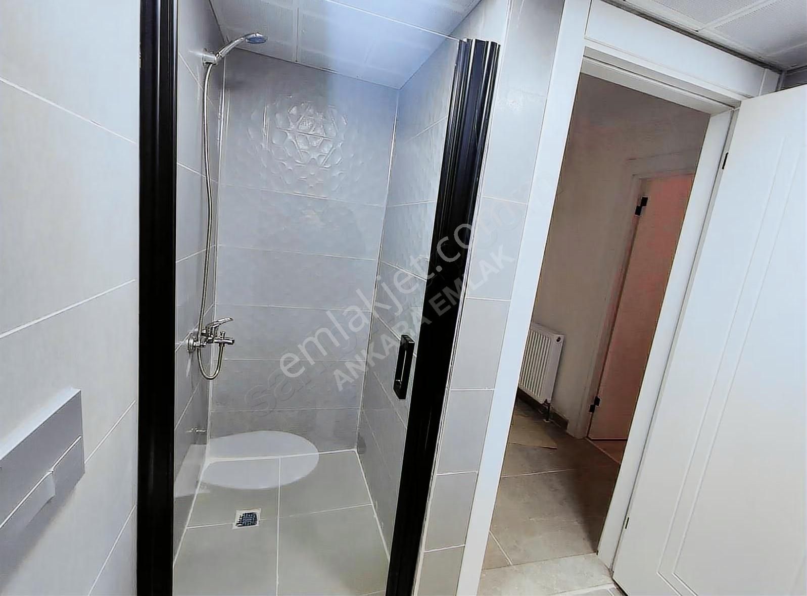 Esat Hacıyolu Sk.1.kat Bağımsız Mutfaklı Asansörlü Satılık - Görsel 3