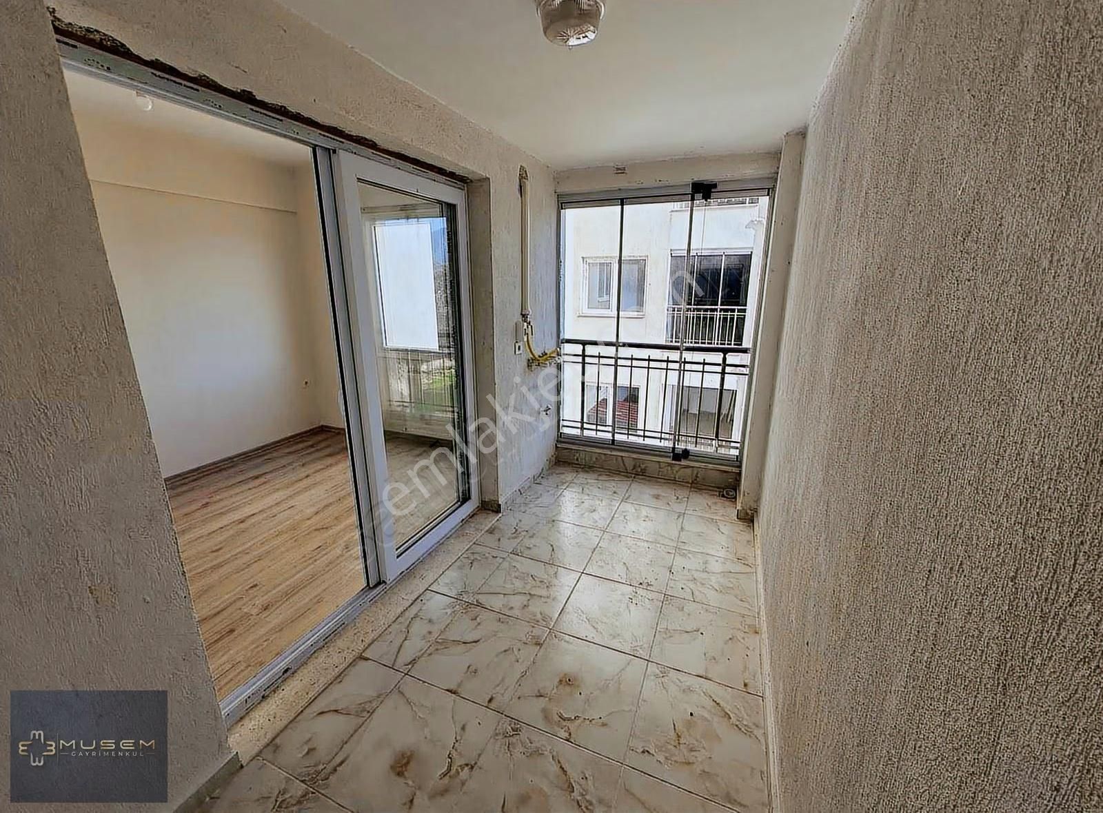 İncirliovada Satılık 2+1 Daire - Görsel 9