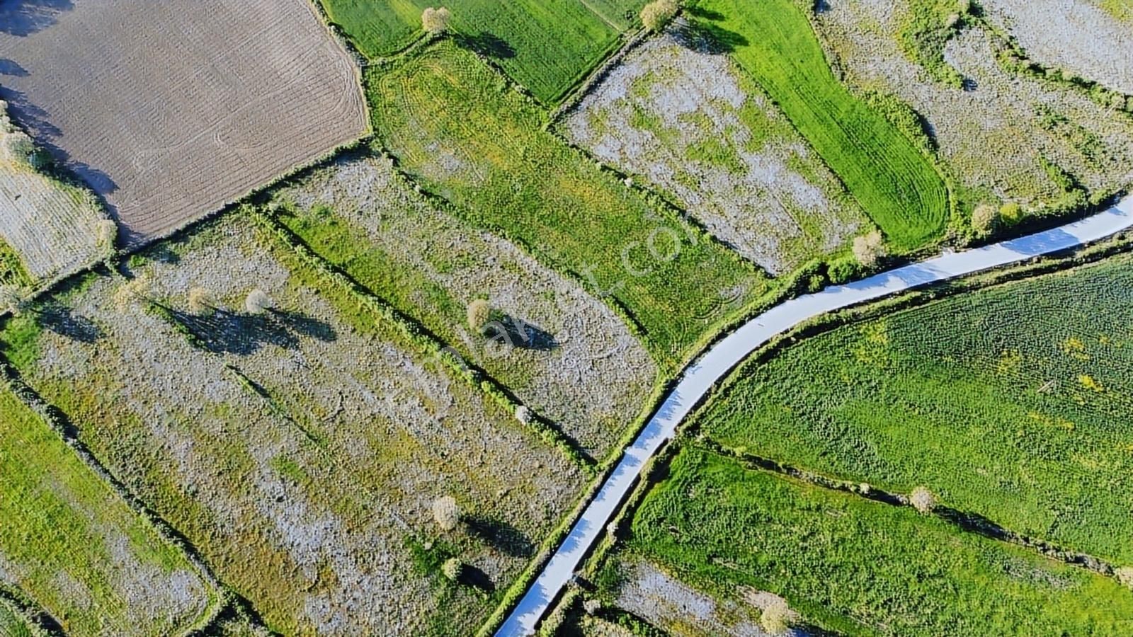 Bergama Kozak Yaylası'nda Anayol Cepheli 7.931 M² Satılık Arazi - Görsel 14