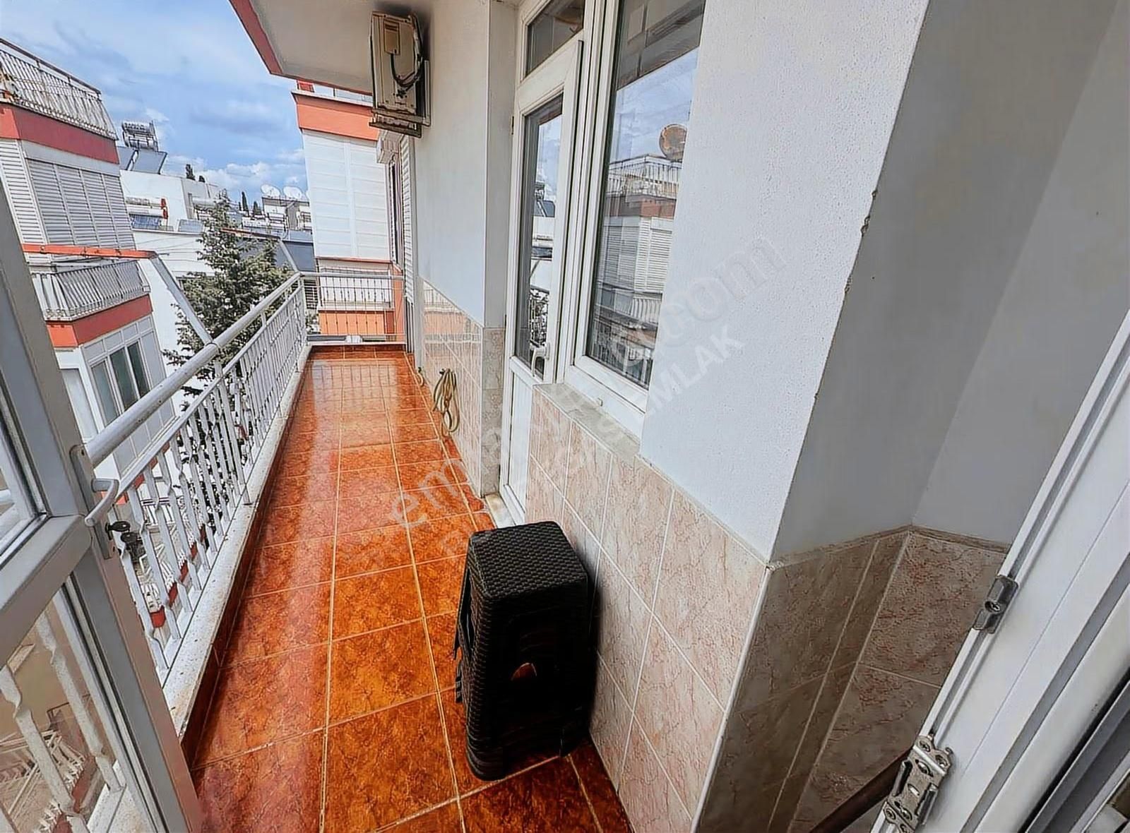 Kiralık Mobilyalı 3+1 Daire - Görsel 11