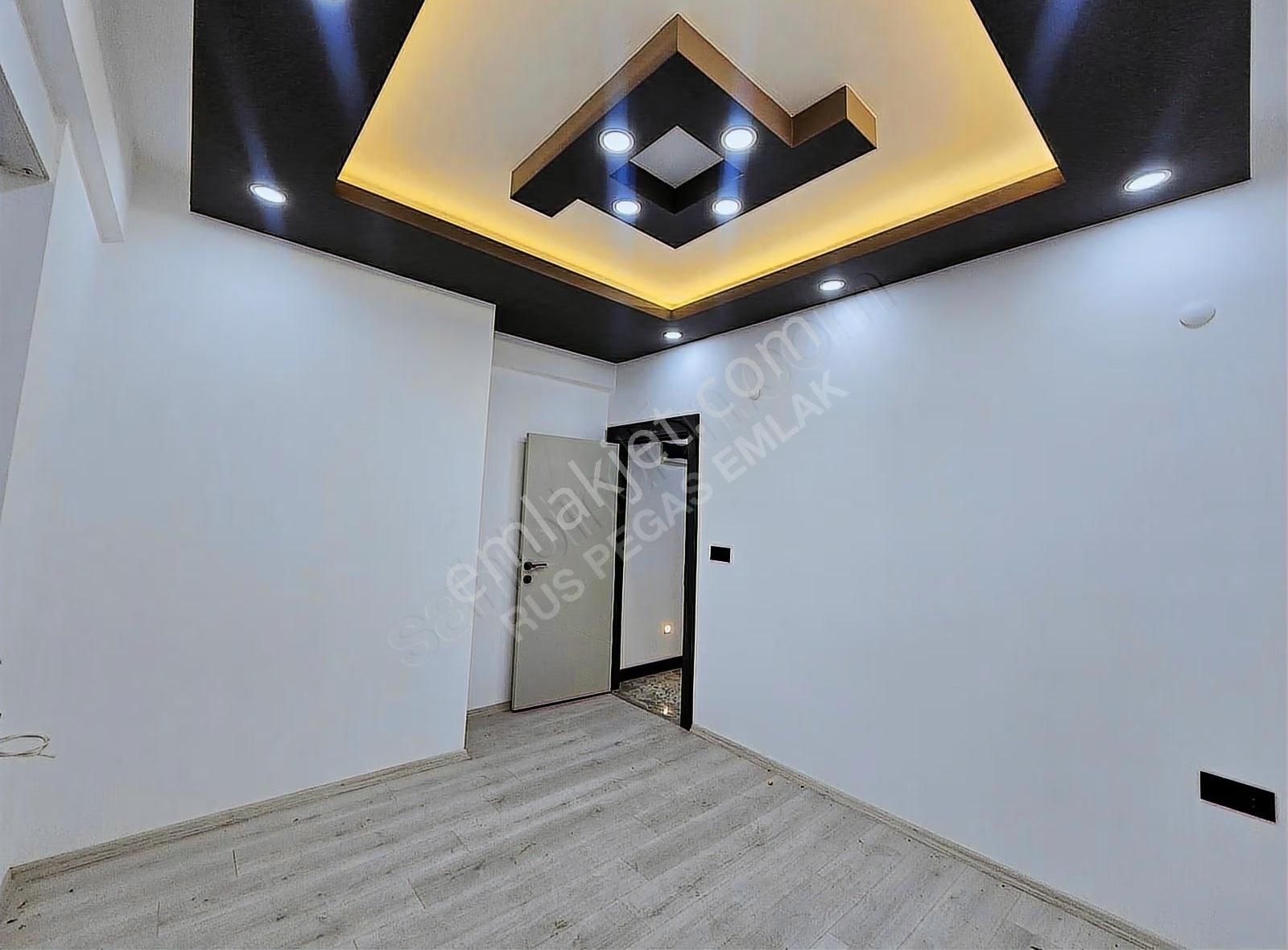 Kızıltoprak Da 2+1 Kiralık Giriş Daire - Görsel 12