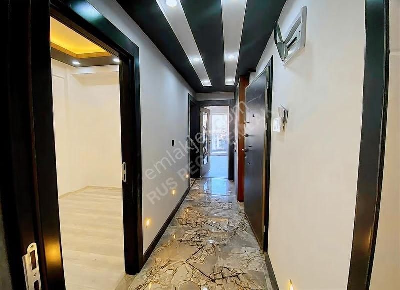 Kızıltoprak Da 2+1 Kiralık Giriş Daire - Görsel 10