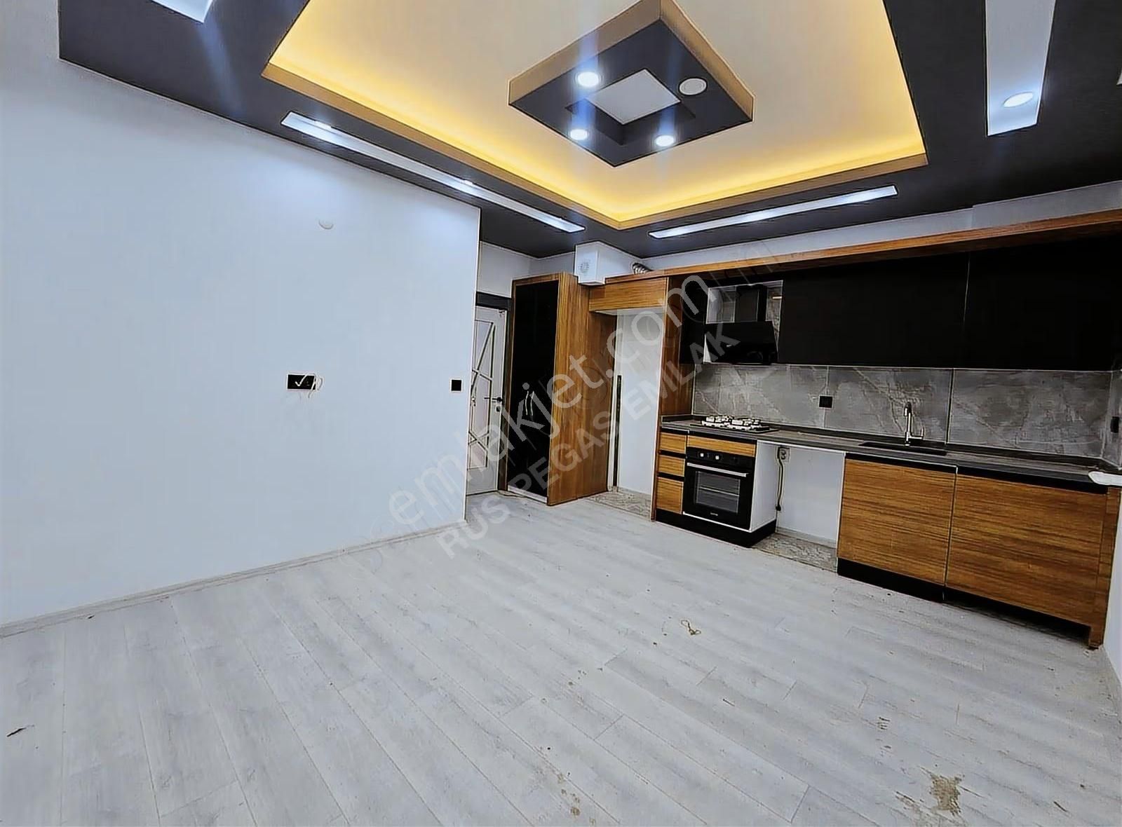 Kızıltoprak Da 2+1 Kiralık Giriş Daire - Görsel 21