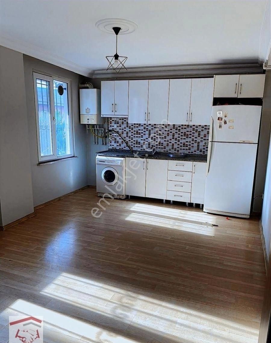 4.levent Çeliktepe Mahallesinde 2+1 65m2 Satılık Daire