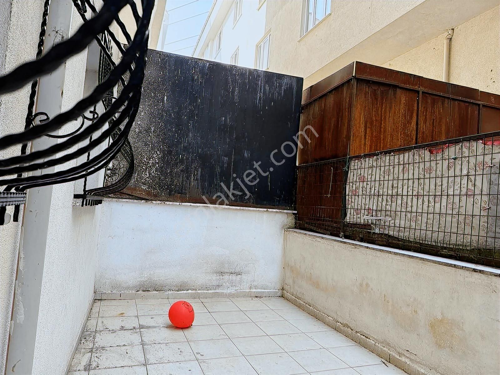 Esenyurt Pınar Mah / 2+1 70 M² / Tadilatlı Bakımlı Ferah Kiralık - Görsel 4