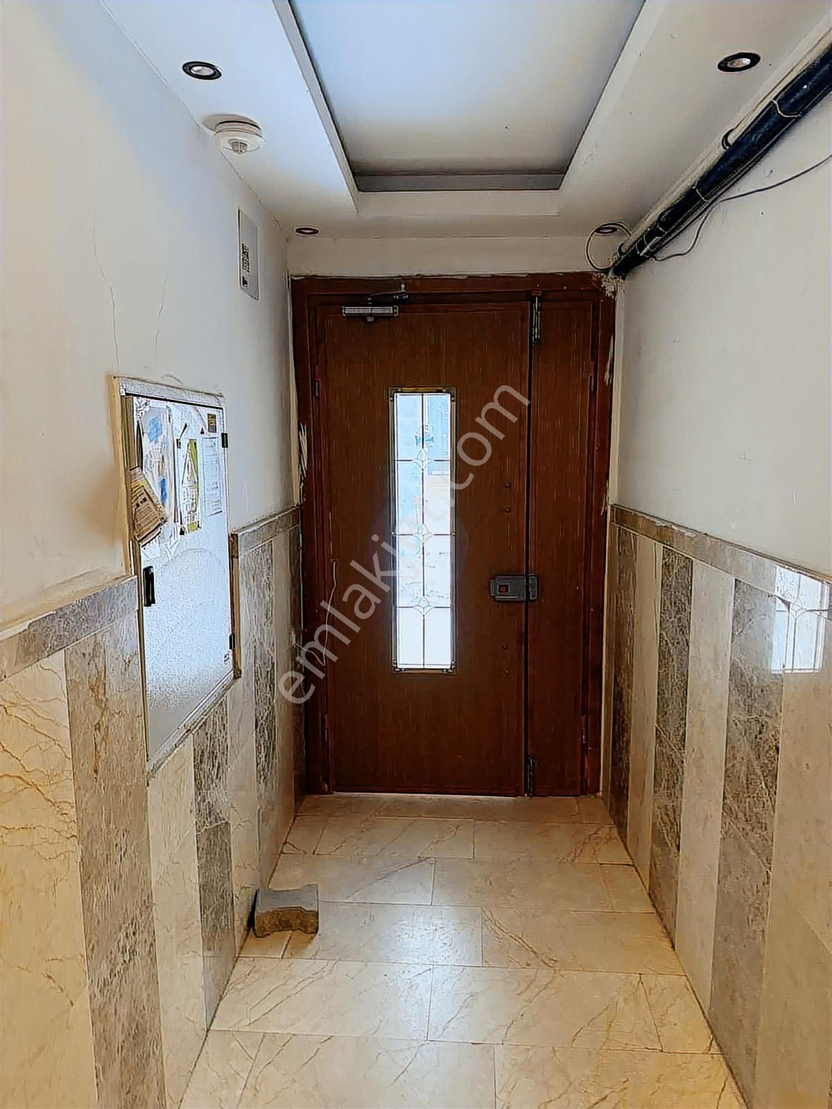 Esenyurt Pınar Mah / 2+1 70 M² / Tadilatlı Bakımlı Ferah Kiralık - Görsel 16