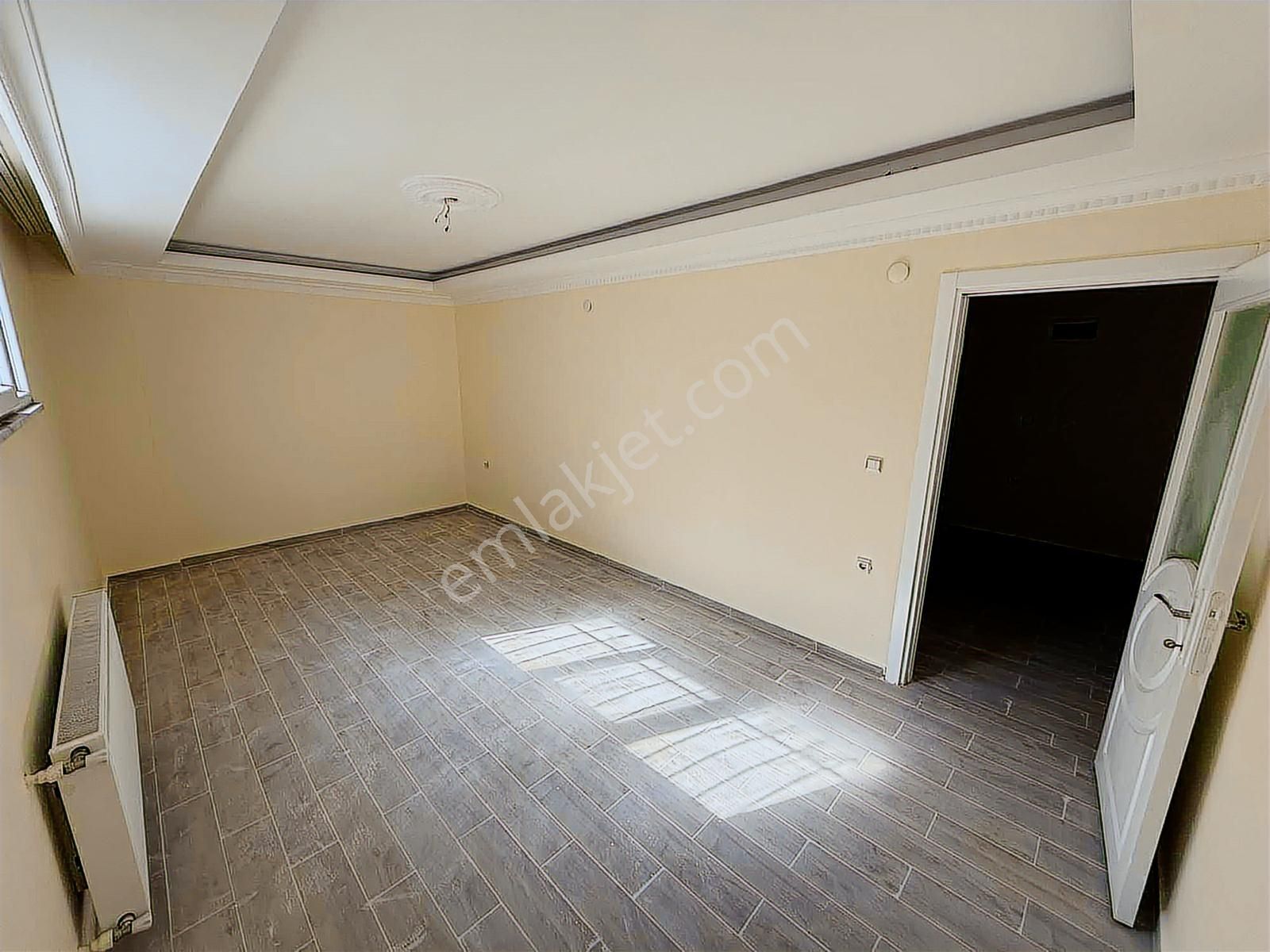 Esenyurt Pınar Mah / 2+1 70 M² / Tadilatlı Bakımlı Ferah Kiralık