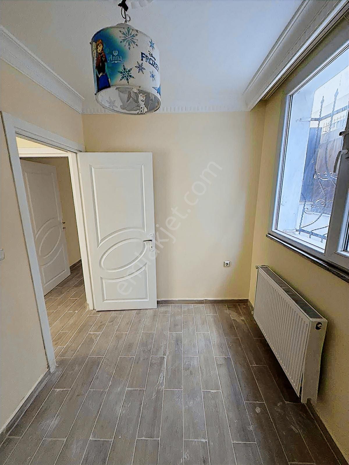 Esenyurt Pınar Mah / 2+1 70 M² / Tadilatlı Bakımlı Ferah Kiralık - Görsel 11