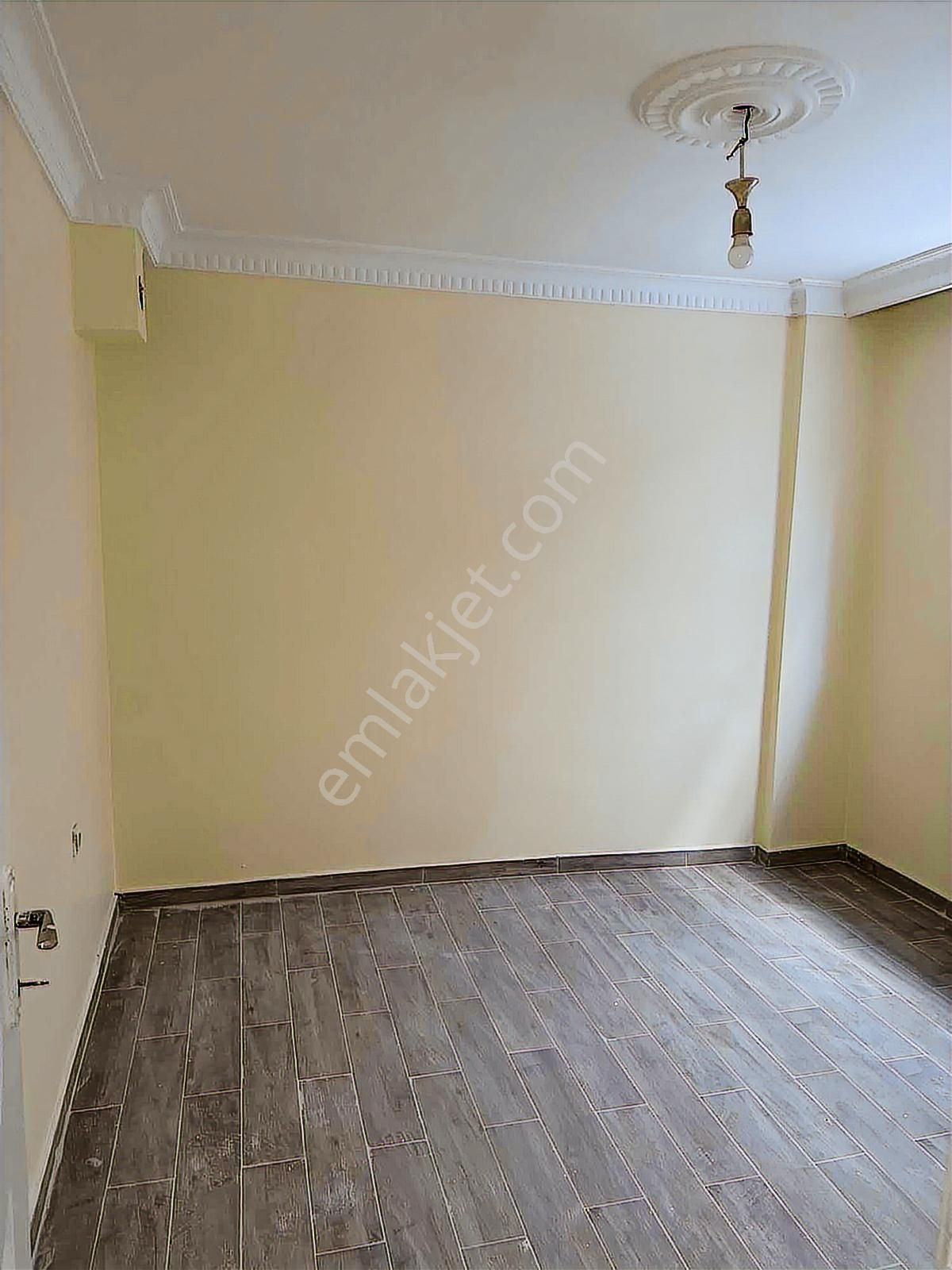 Esenyurt Pınar Mah / 2+1 70 M² / Tadilatlı Bakımlı Ferah Kiralık - Görsel 24