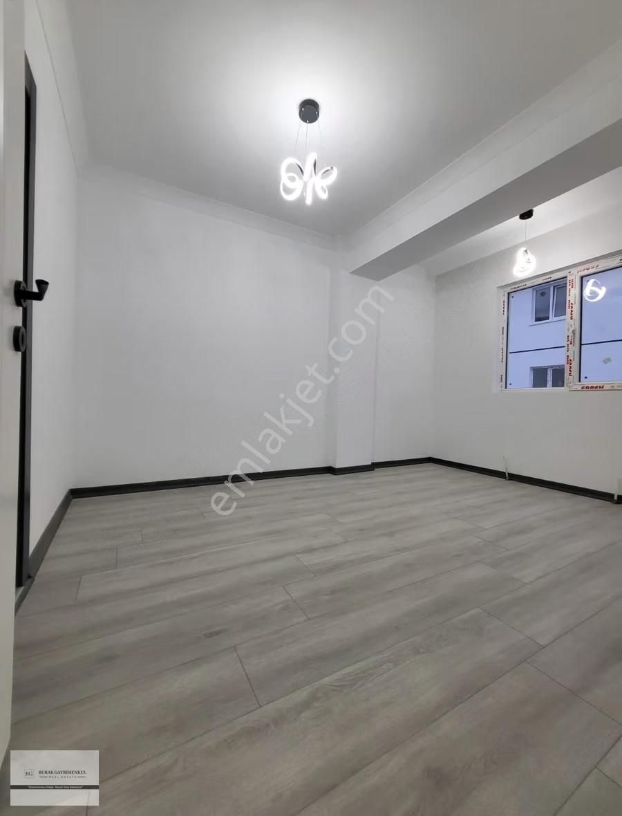 Mustafa Kemal Mah. Ara Kat 135 M2 4+1 Ebeveyn Banyolu İskanlı - Görsel 22