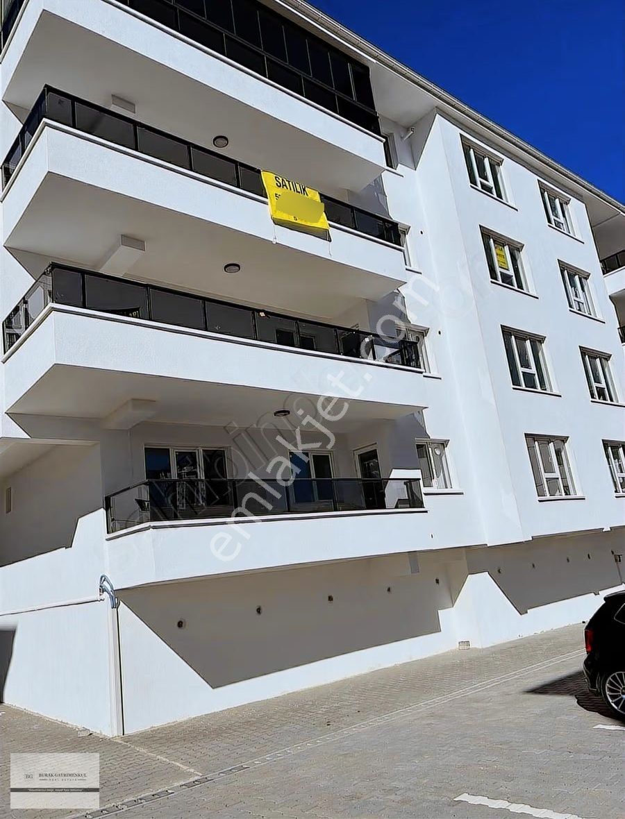 Mustafa Kemal Mah. Ara Kat 135 M2 4+1 Ebeveyn Banyolu İskanlı - Görsel 12