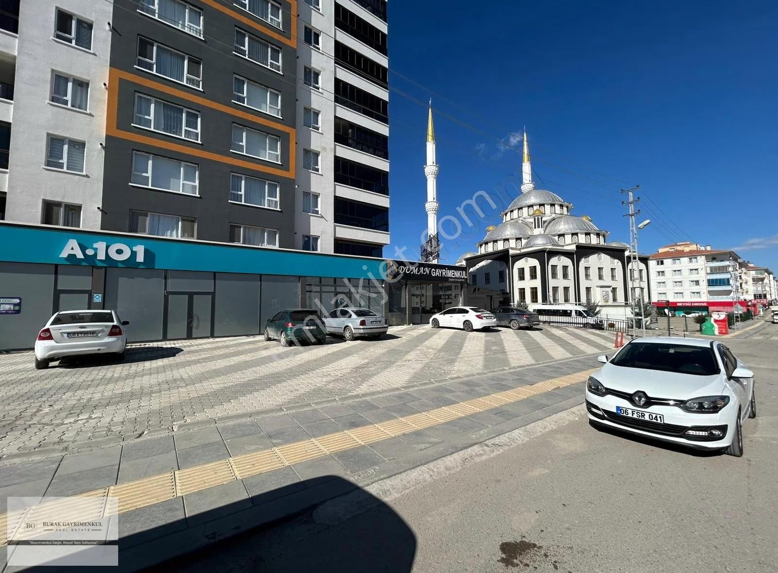 Mustafa Kemal Mah. Ara Kat 135 M2 4+1 Ebeveyn Banyolu İskanlı - Görsel 15