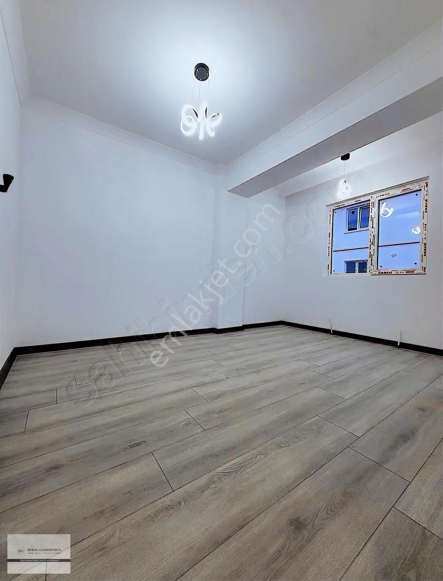 Mustafa Kemal Mah. Ara Kat 135 M2 4+1 Ebeveyn Banyolu İskanlı - Görsel 16