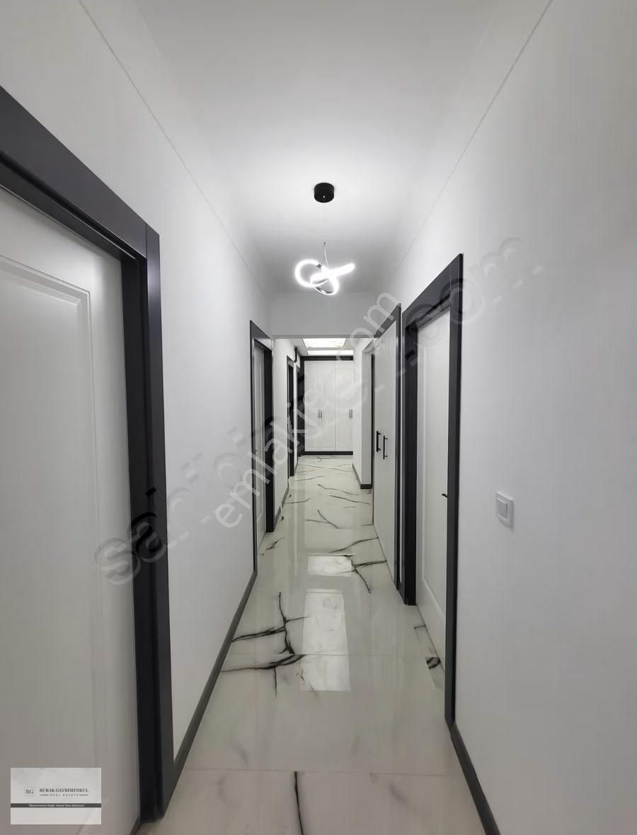 Mustafa Kemal Mah. Ara Kat 135 M2 4+1 Ebeveyn Banyolu İskanlı - Görsel 13