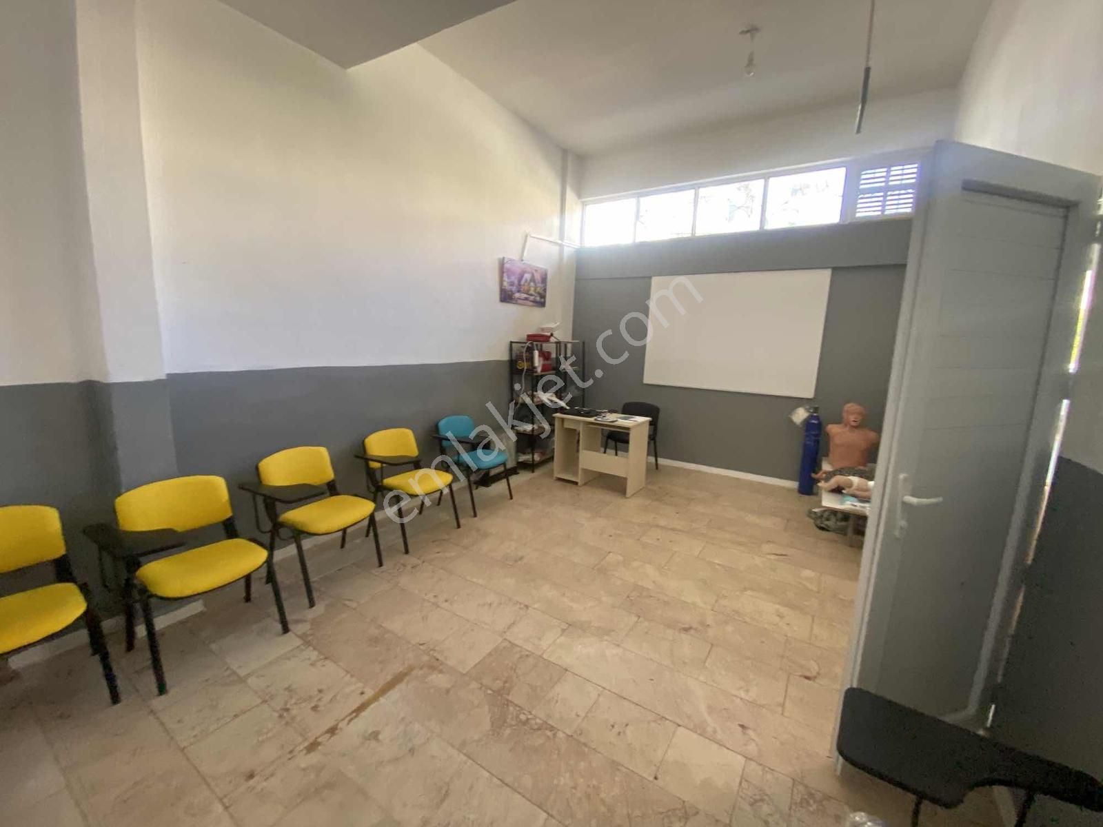 Bahçelievler Mahallesi Satılık 2 Ayrı Tapulu Dükkan Yatırımlık - Görsel 2