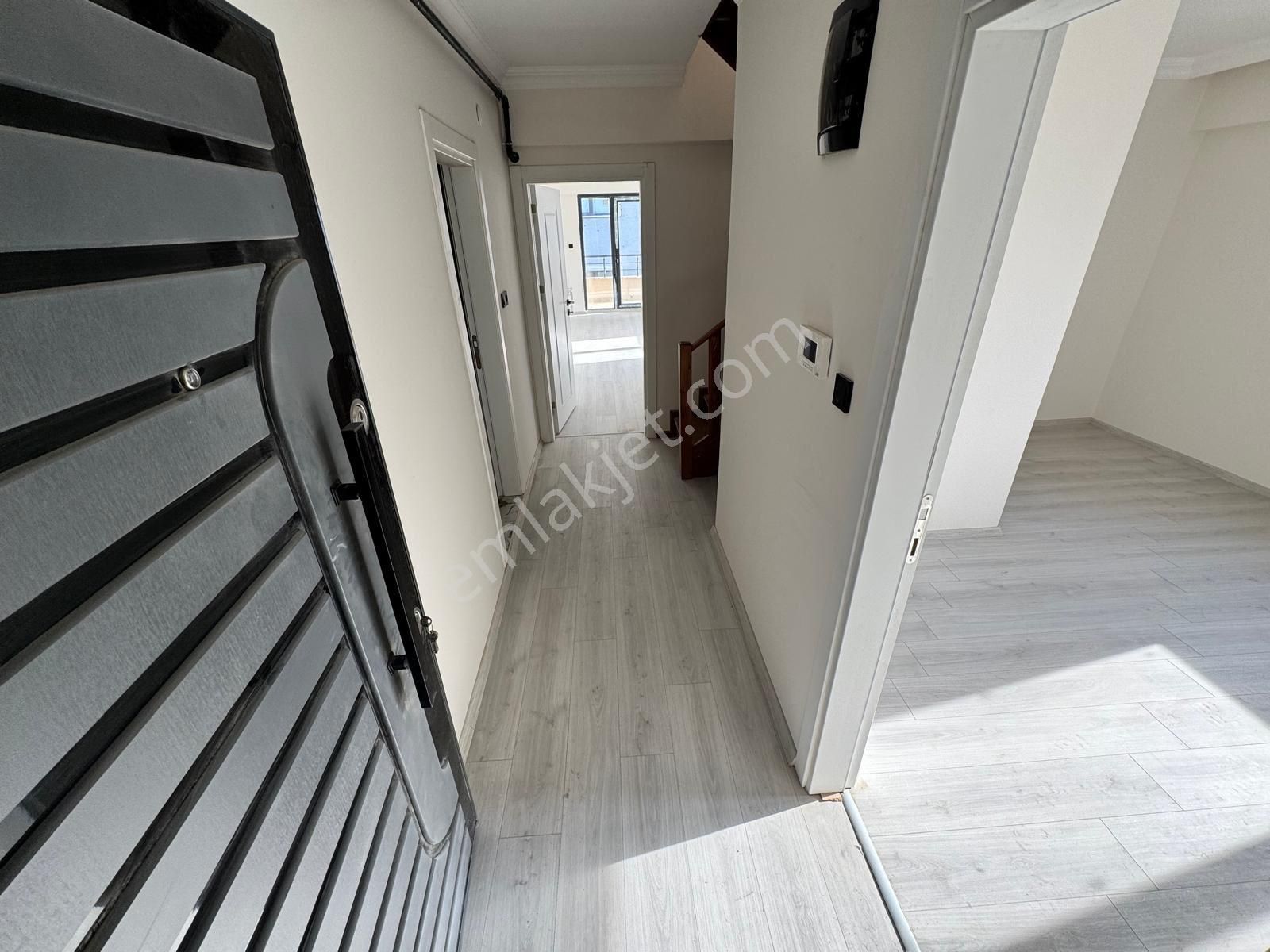 Yalova Cınarcık Tesvikiye Plaşlar Mekii Nde Fırsat Yeni Bina İlk Siz Oturacaksınız Dublex 2+1 2 Bal - Görsel 12